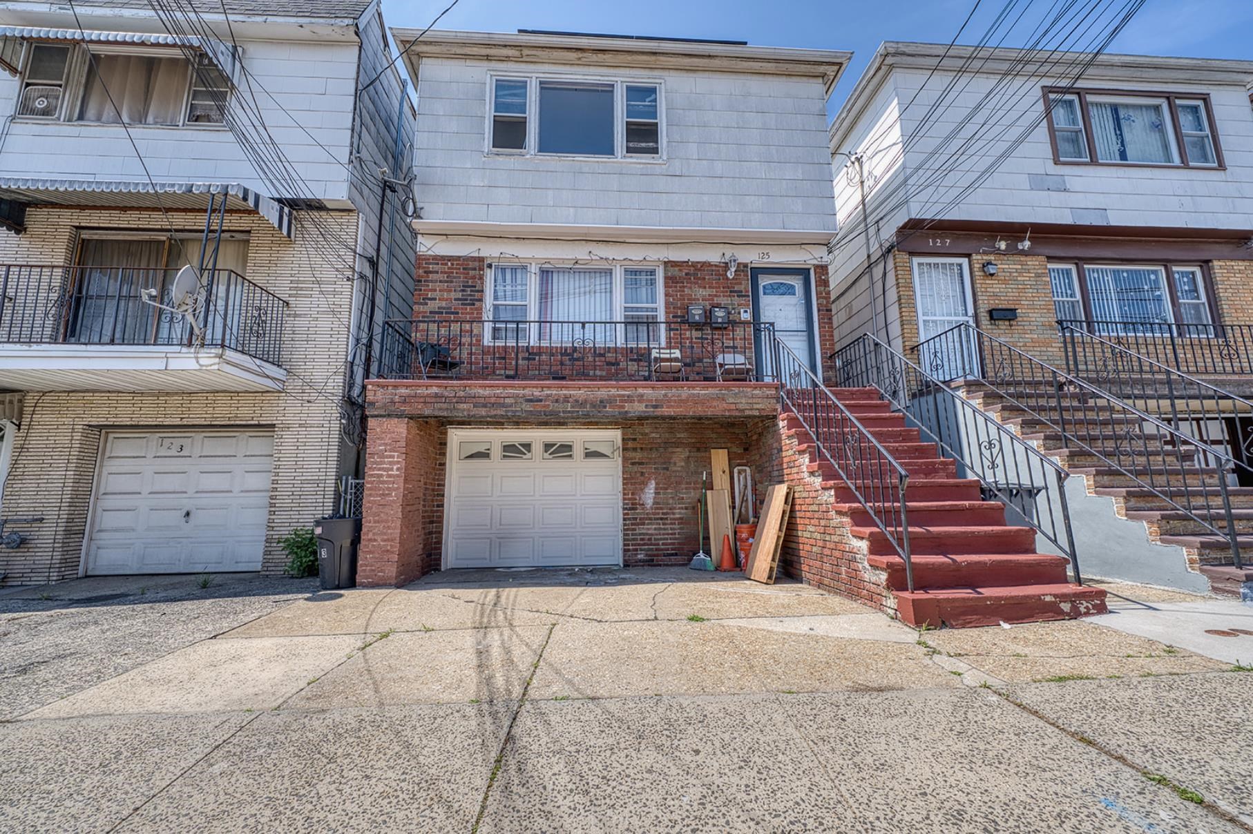 # 250013482 - For Rent in JERSEY CITY - Greenville NJ