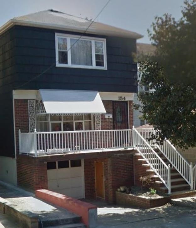 # 250013525 - For Rent in Bayonne NJ