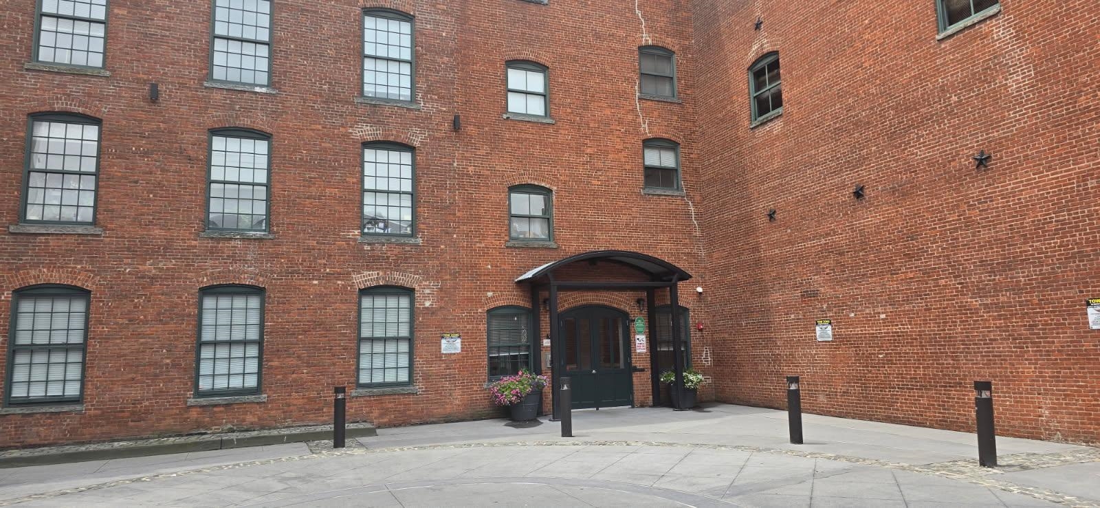 # 250013568 - For Rent in JERSEY CITY - Bergen-Lafayett NJ