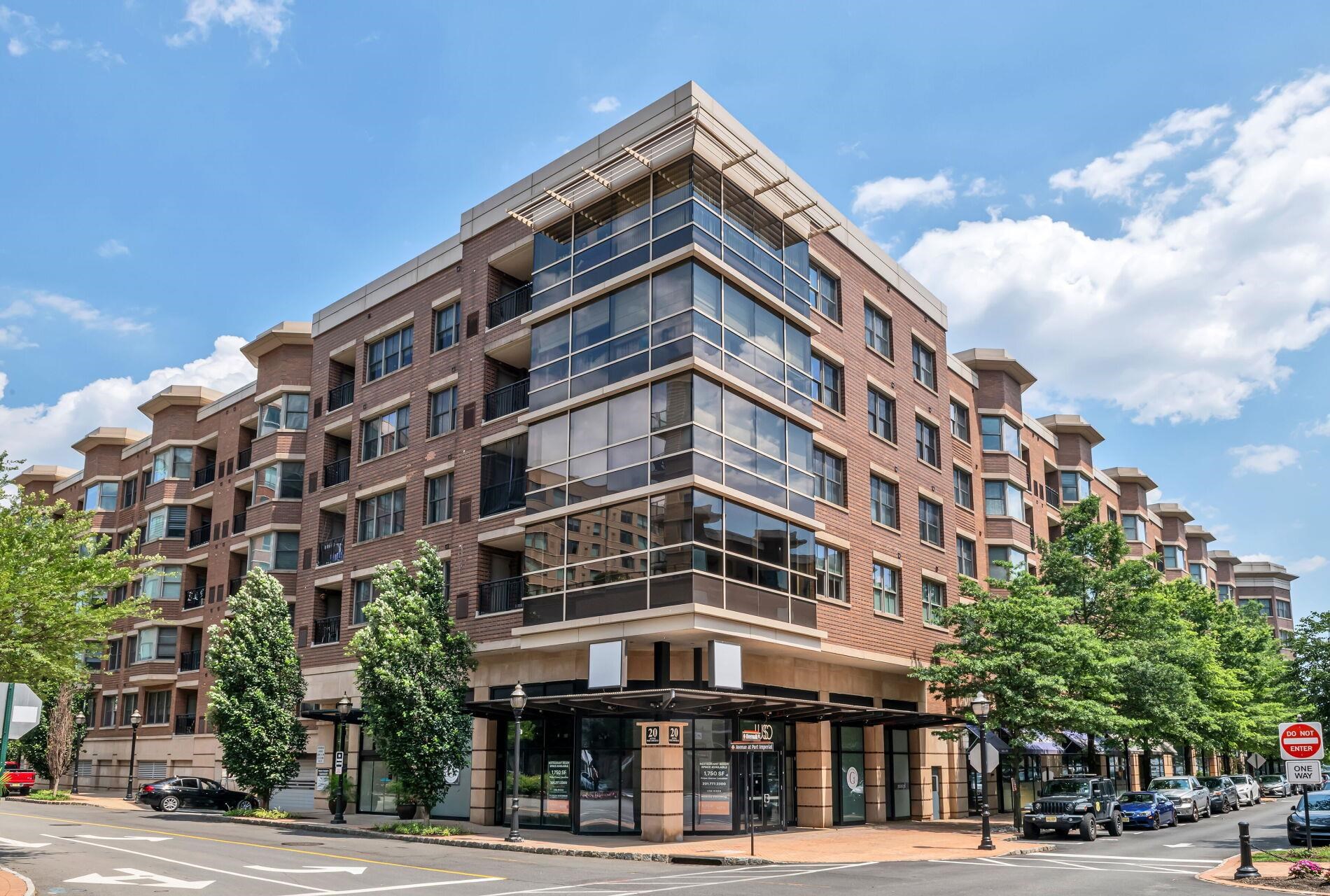 # 250013580 - For Rent in West New York NJ