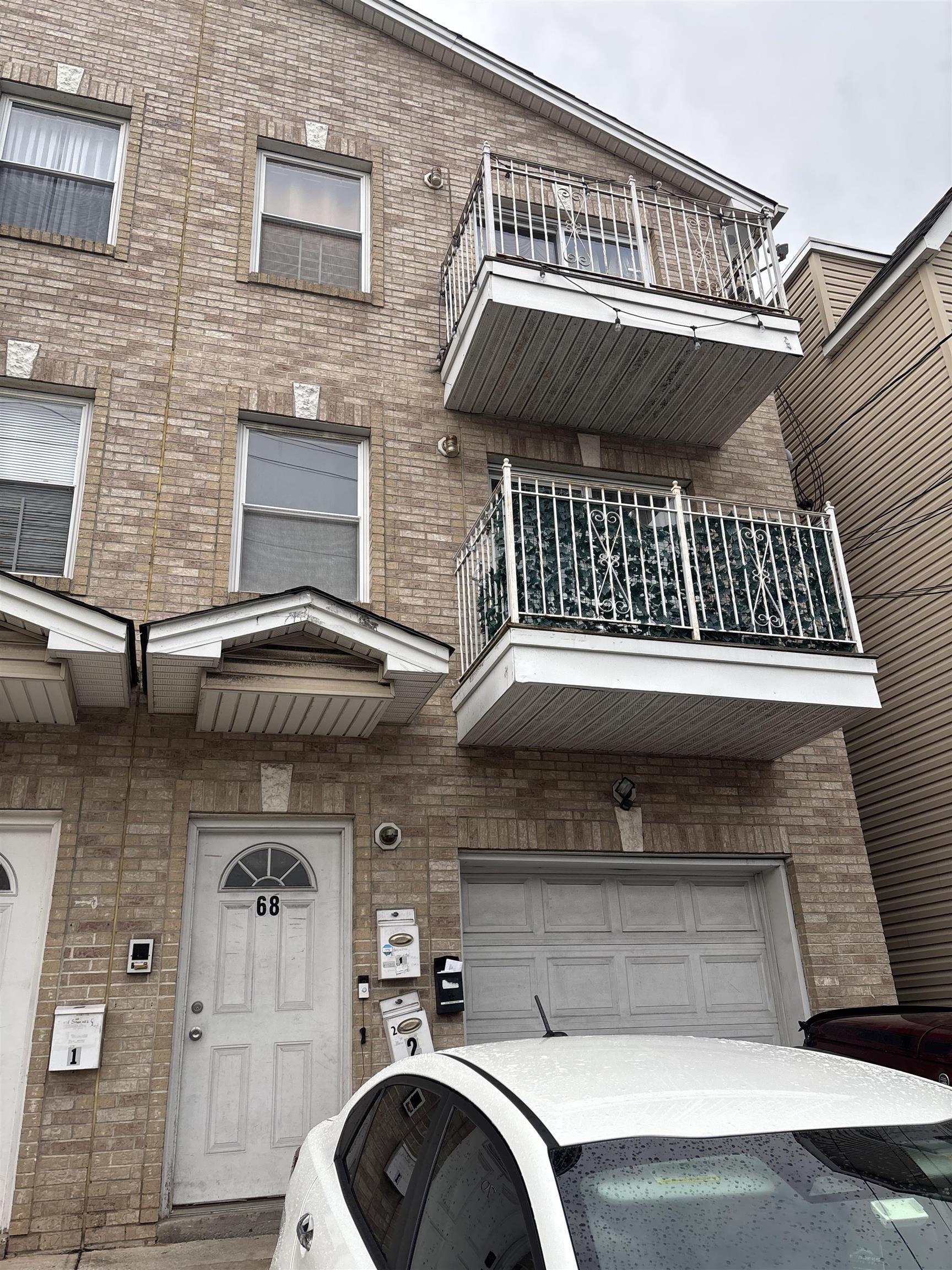 # 250013586 - For Rent in JERSEY CITY - Greenville NJ