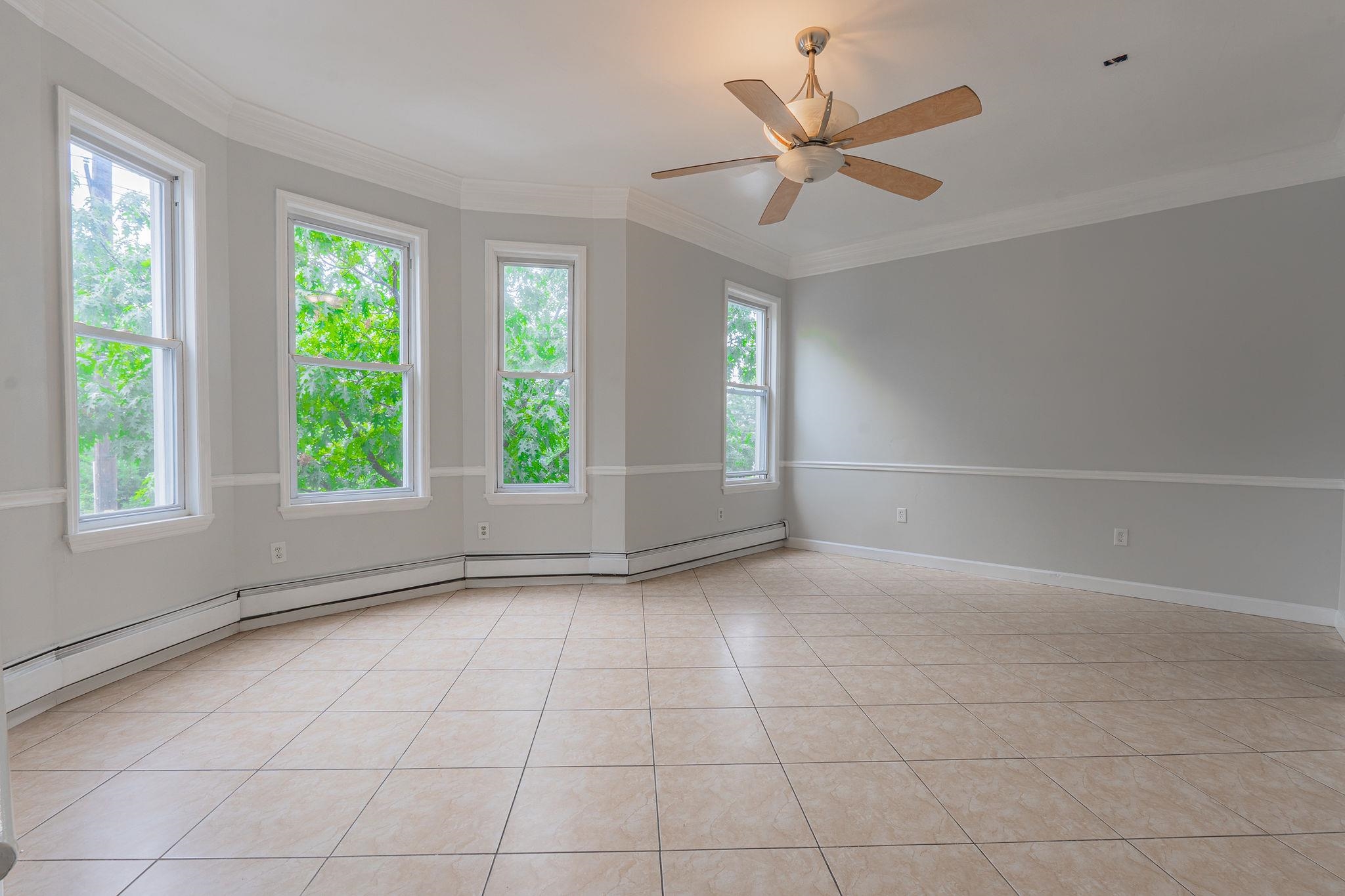 # 250013592 - For Rent in JERSEY CITY - Heights NJ