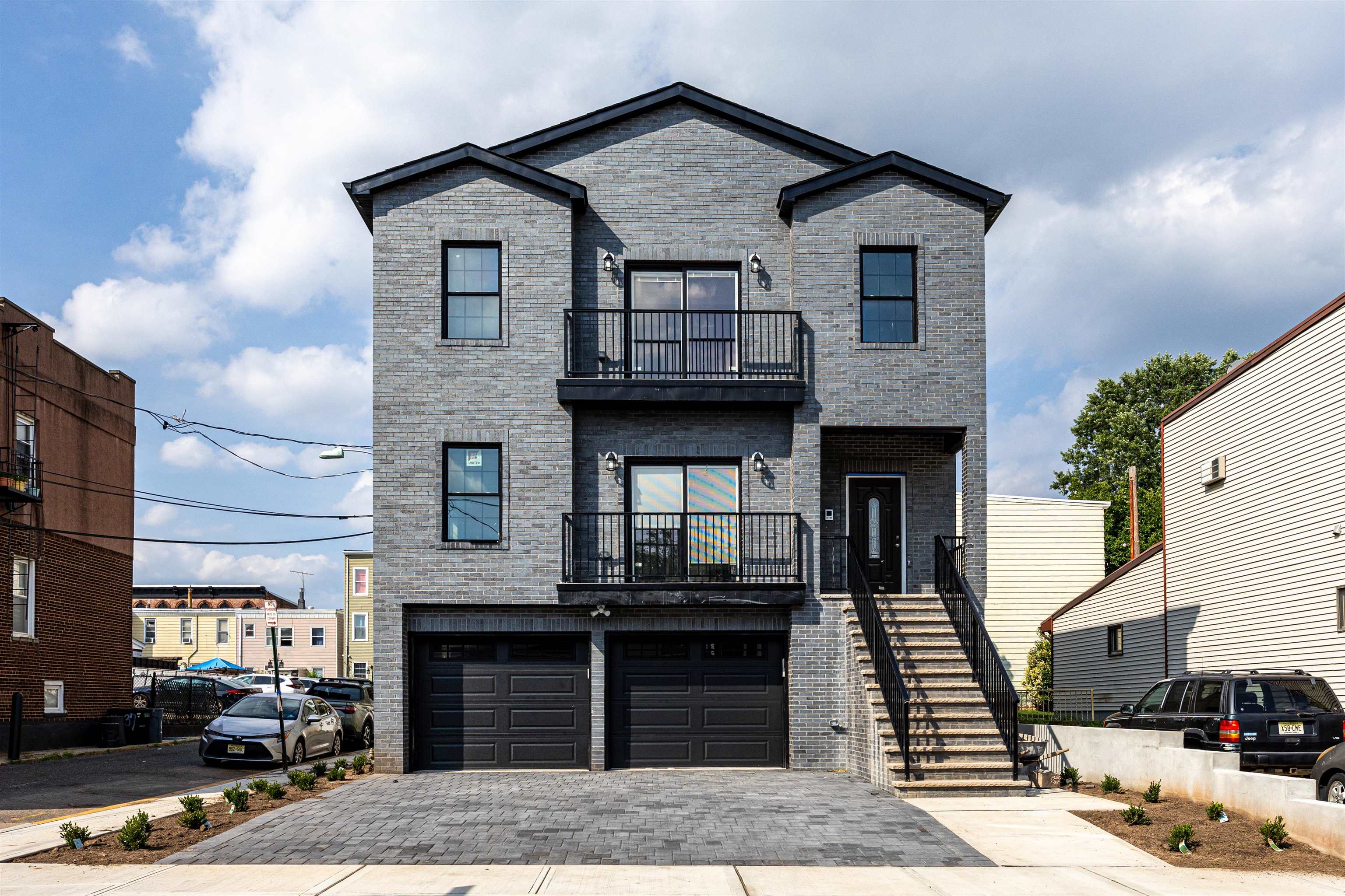 # 250013594 - For Rent in Bayonne NJ