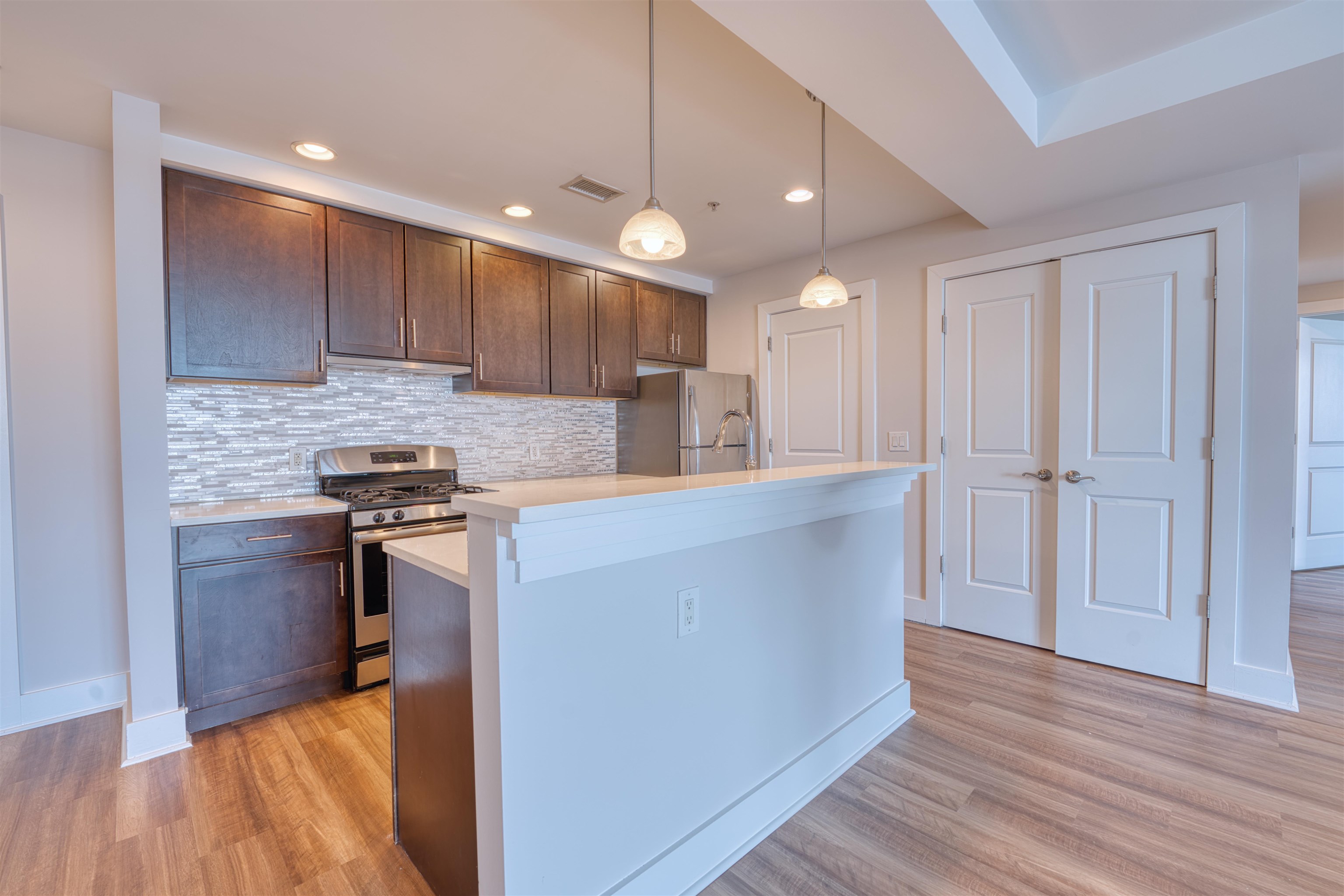 # 250013638 - For Rent in Bayonne NJ
