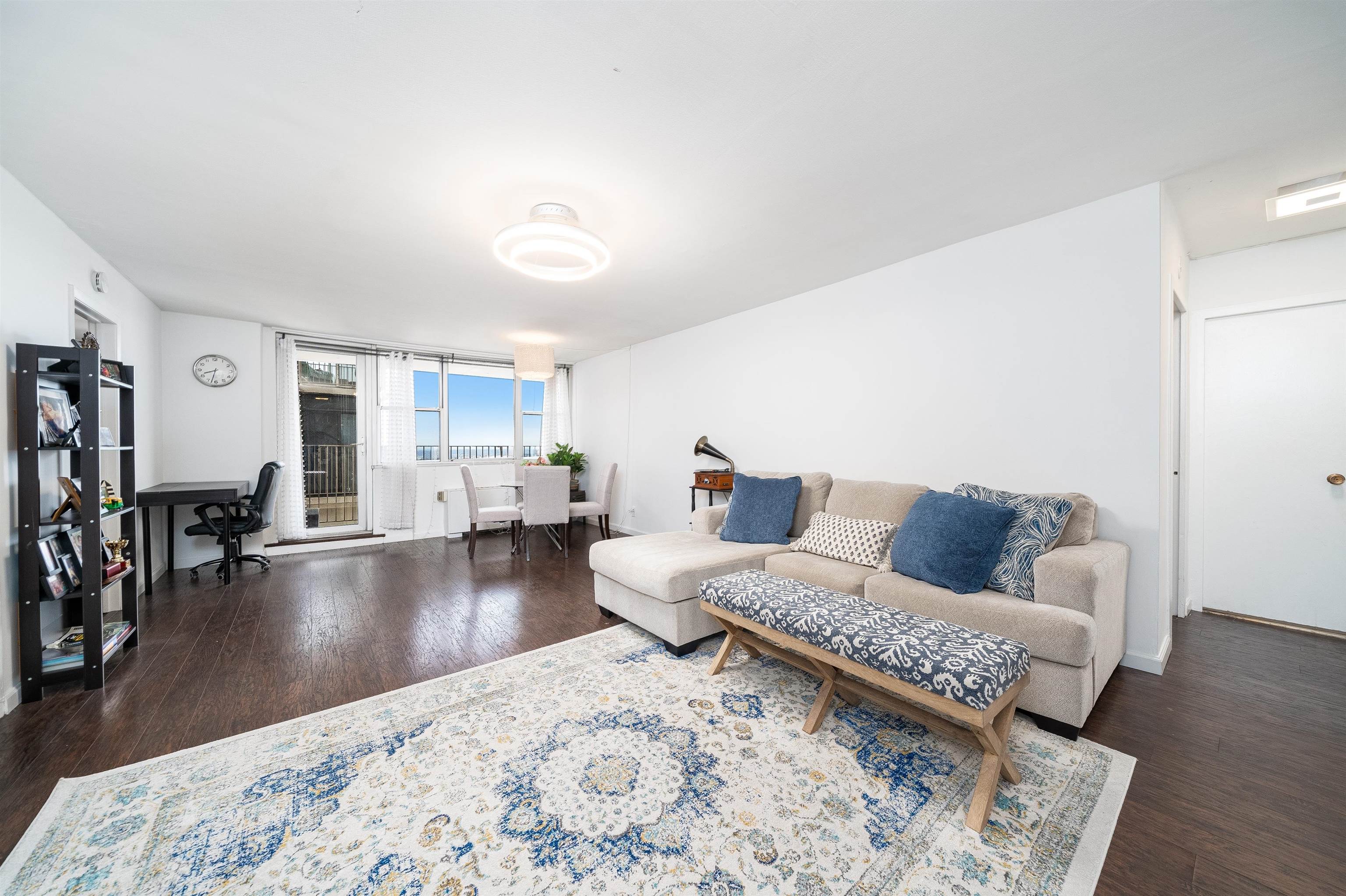 # 250013727 - For Rent in West New York NJ