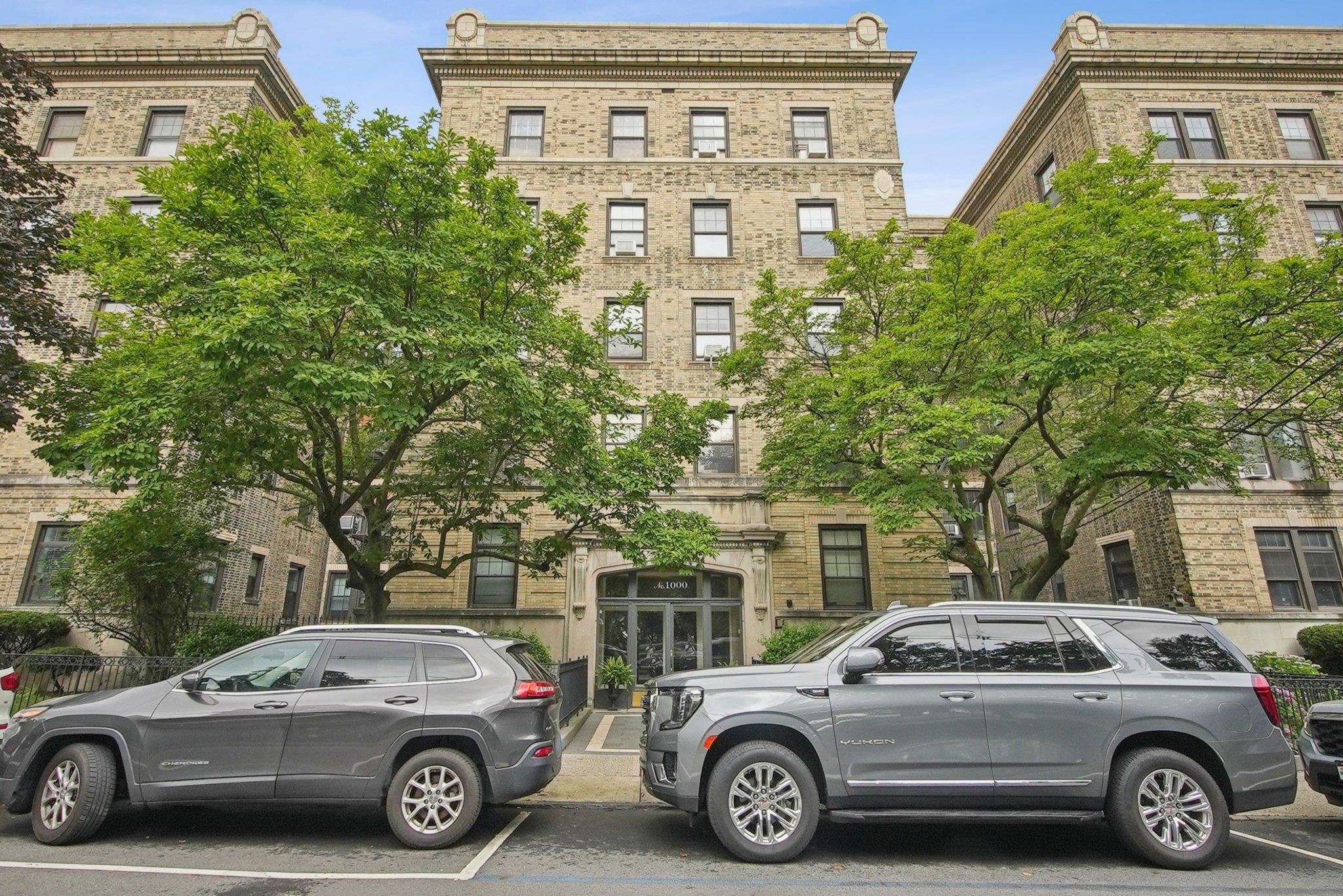 # 250013740 - For Rent in Hoboken NJ