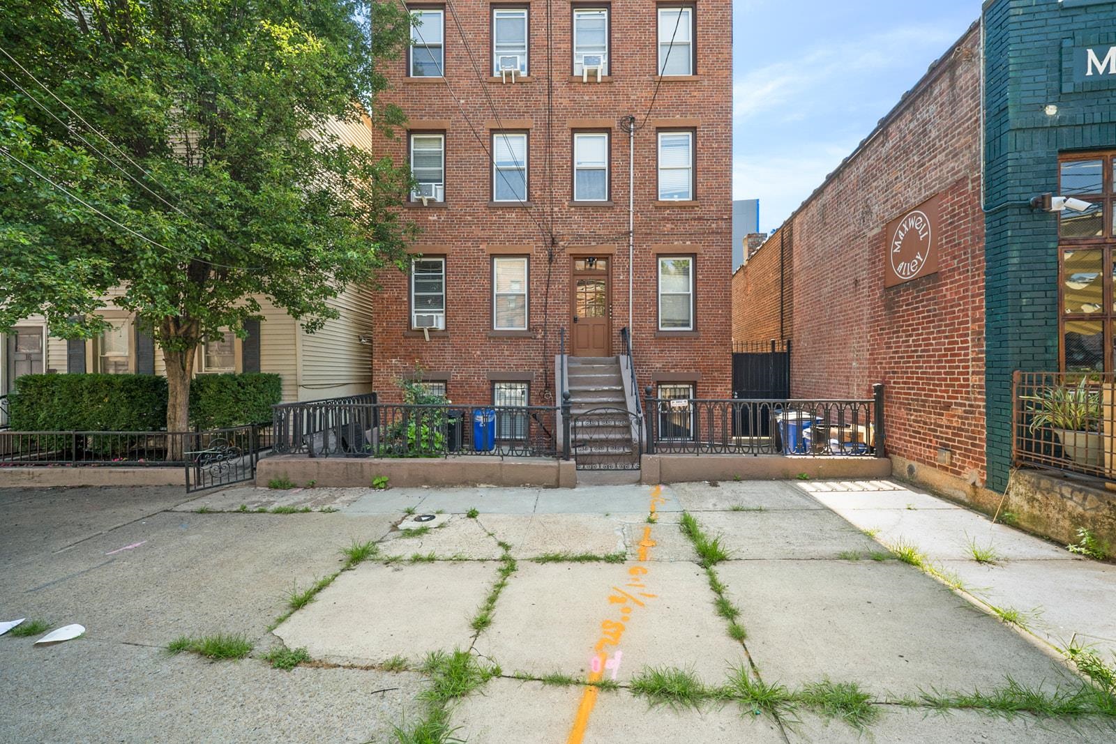 # 250013771 - For Rent in JERSEY CITY - Downtown NJ