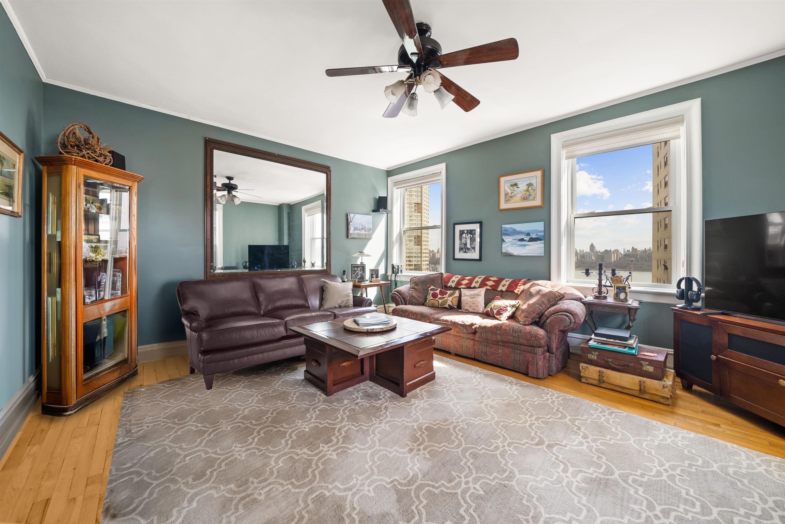 # 250013790 - For Rent in West New York NJ