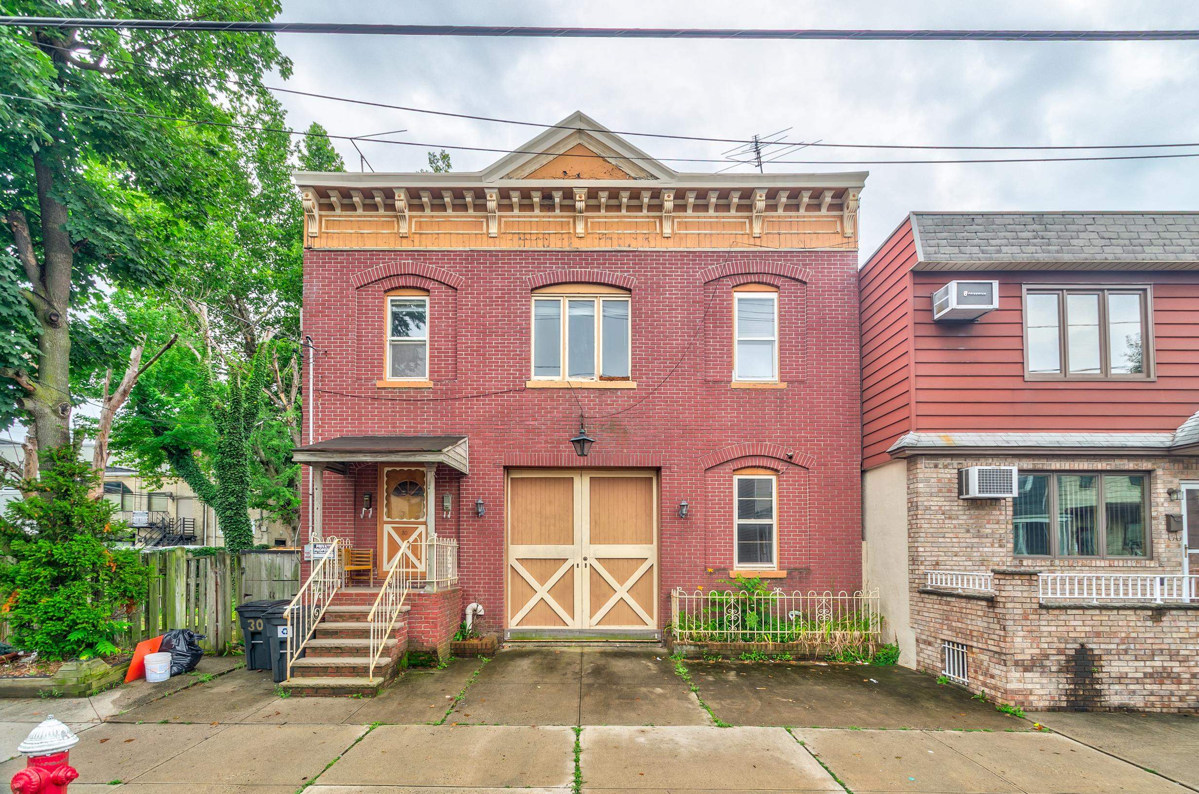 # 250013791 - For Rent in Bayonne NJ