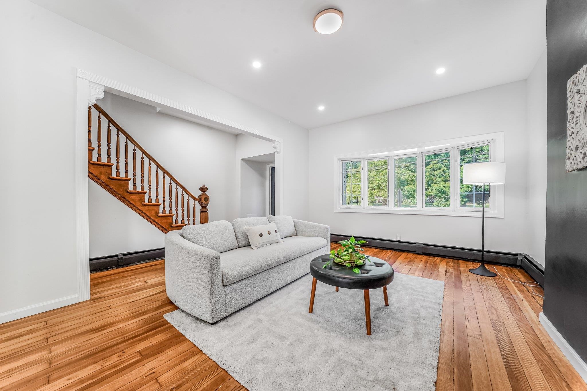 # 250013814 - For Rent in JERSEY CITY - Greenville NJ