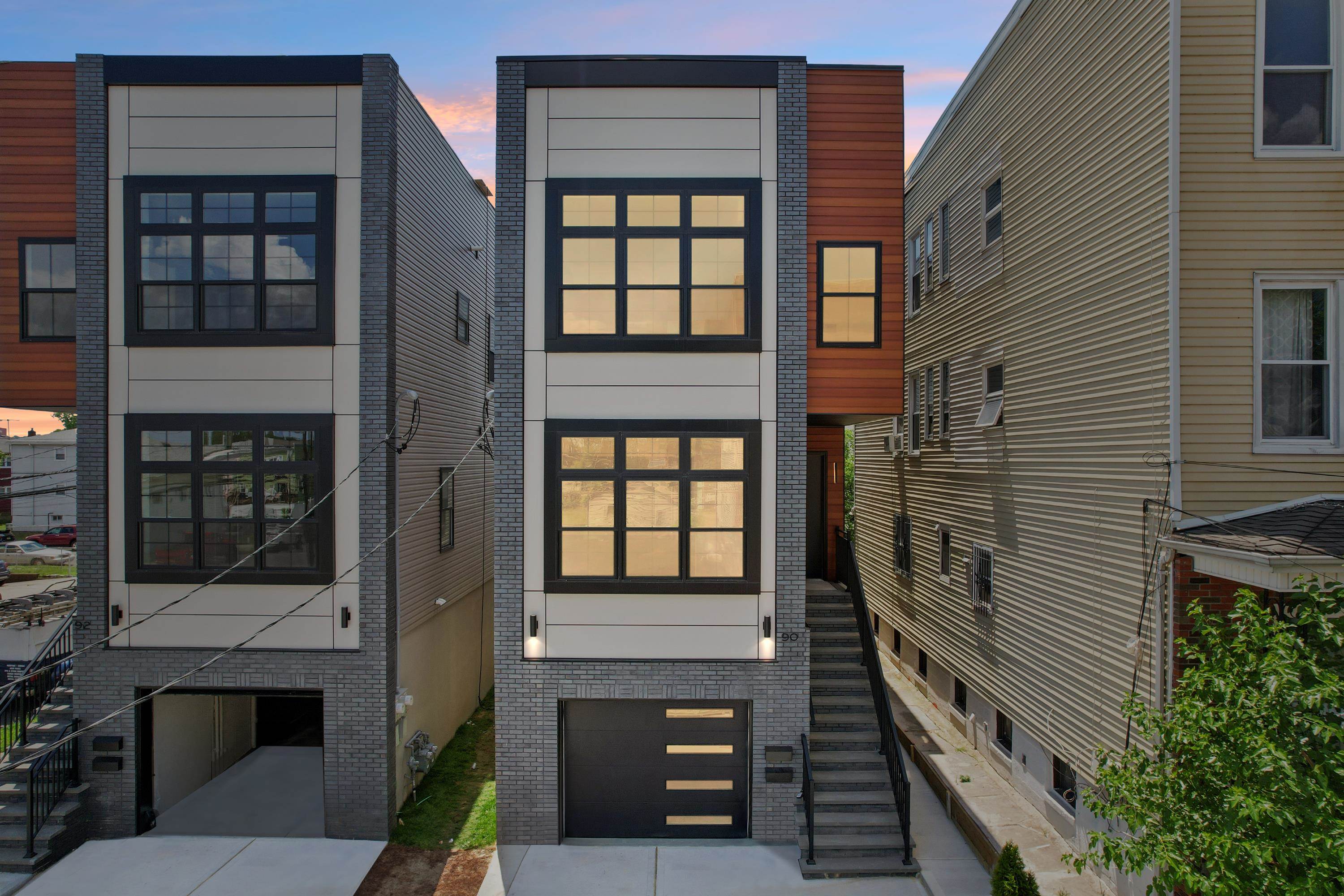 # 250013851 - For Rent in Bayonne NJ
