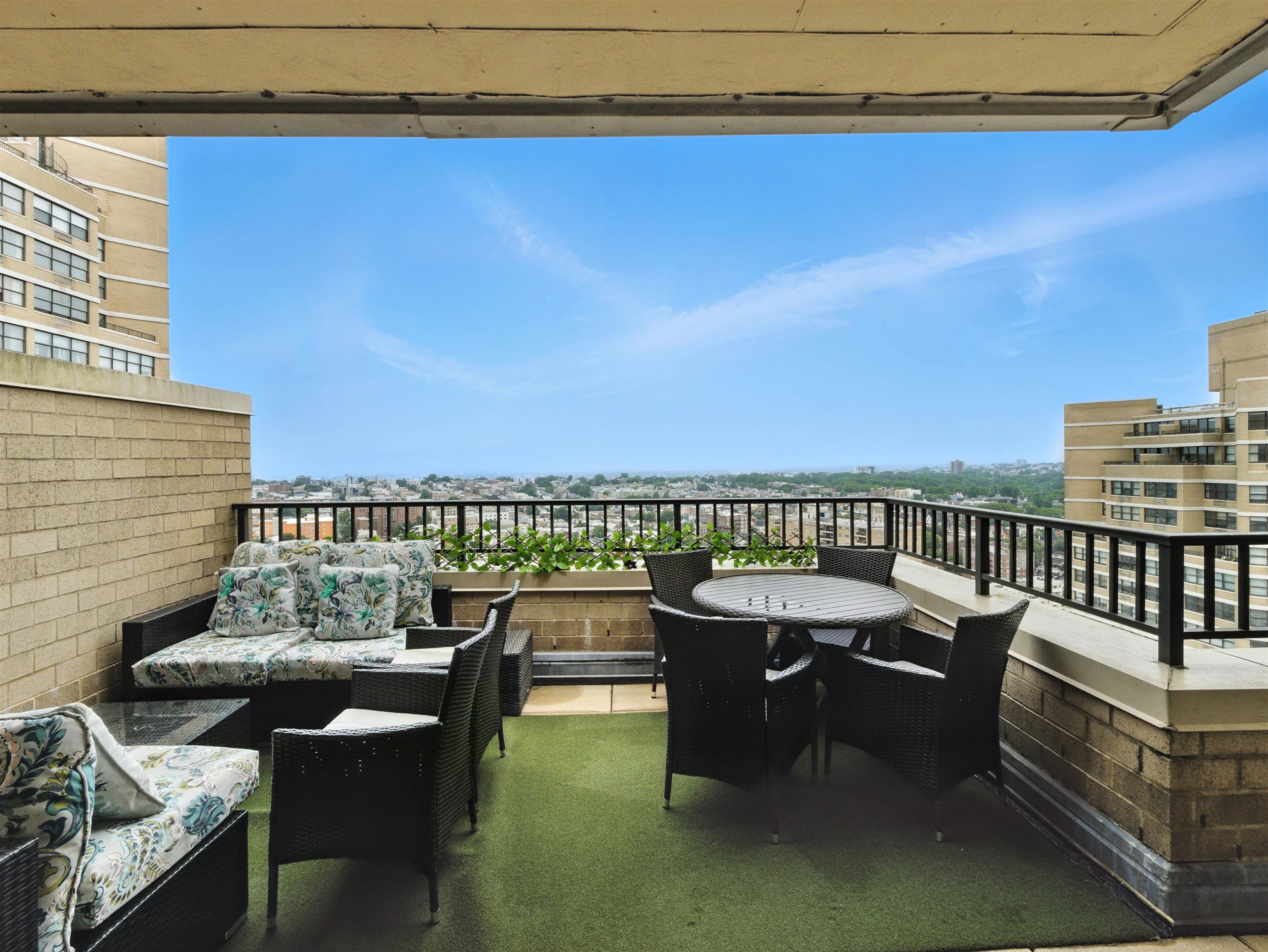 # 250014000 - For Rent in Guttenberg NJ