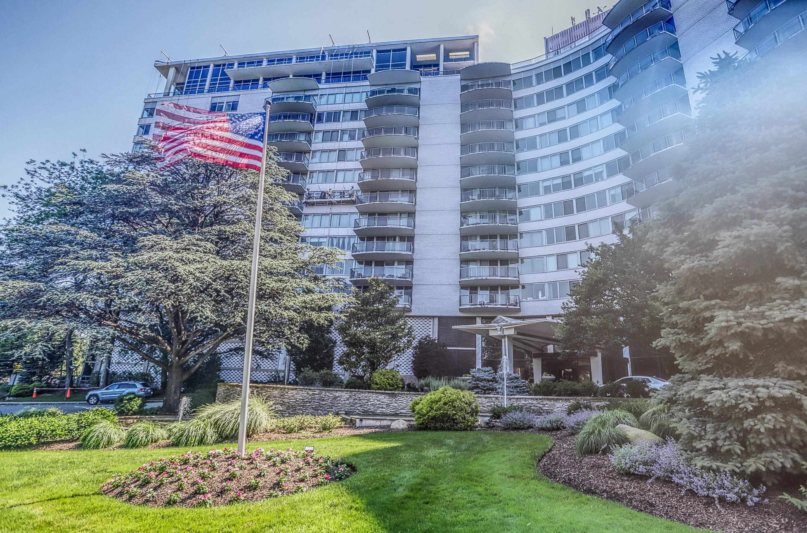 # 250014021 - For Rent in Verona NJ