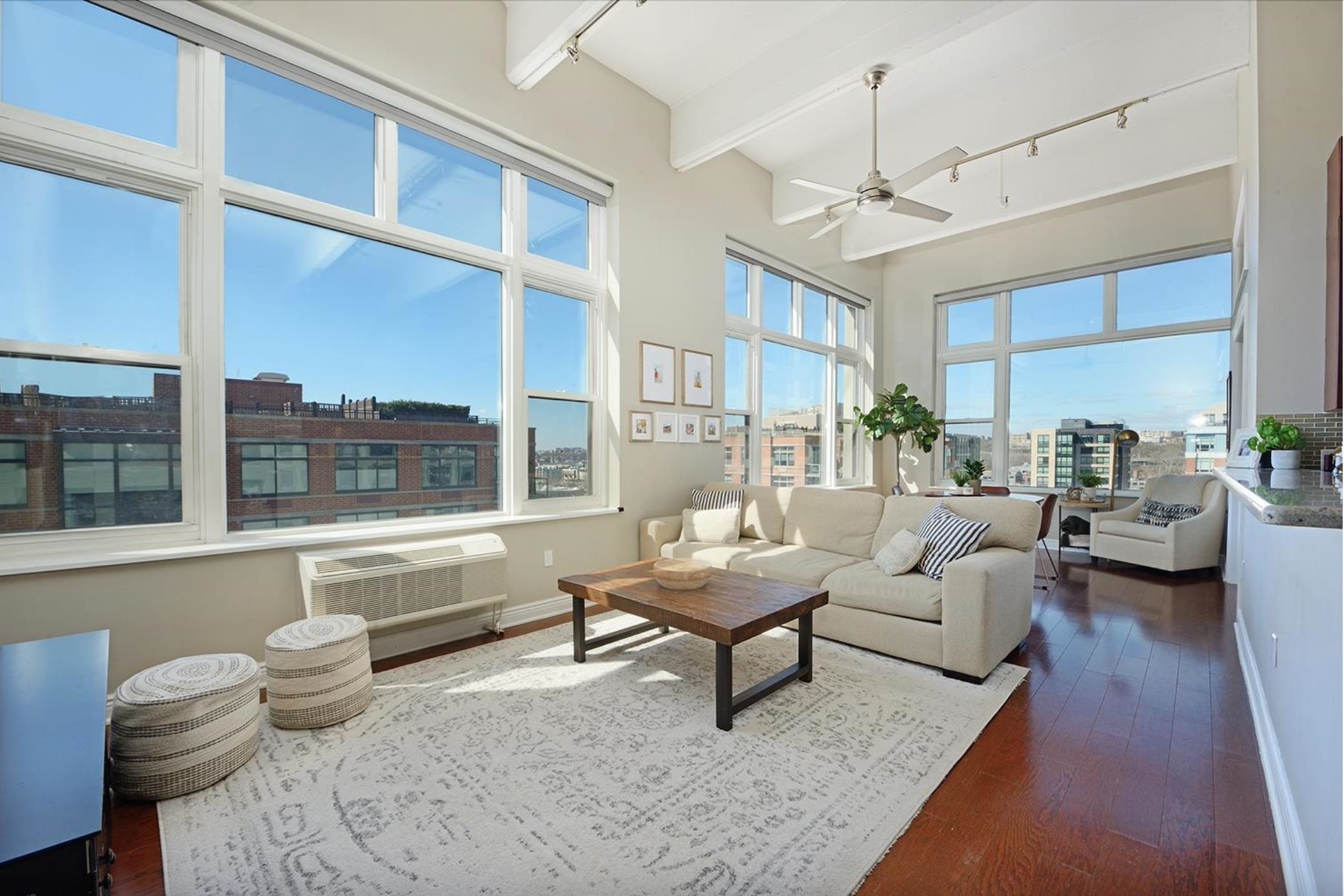 # 250014079 - For Rent in Hoboken NJ