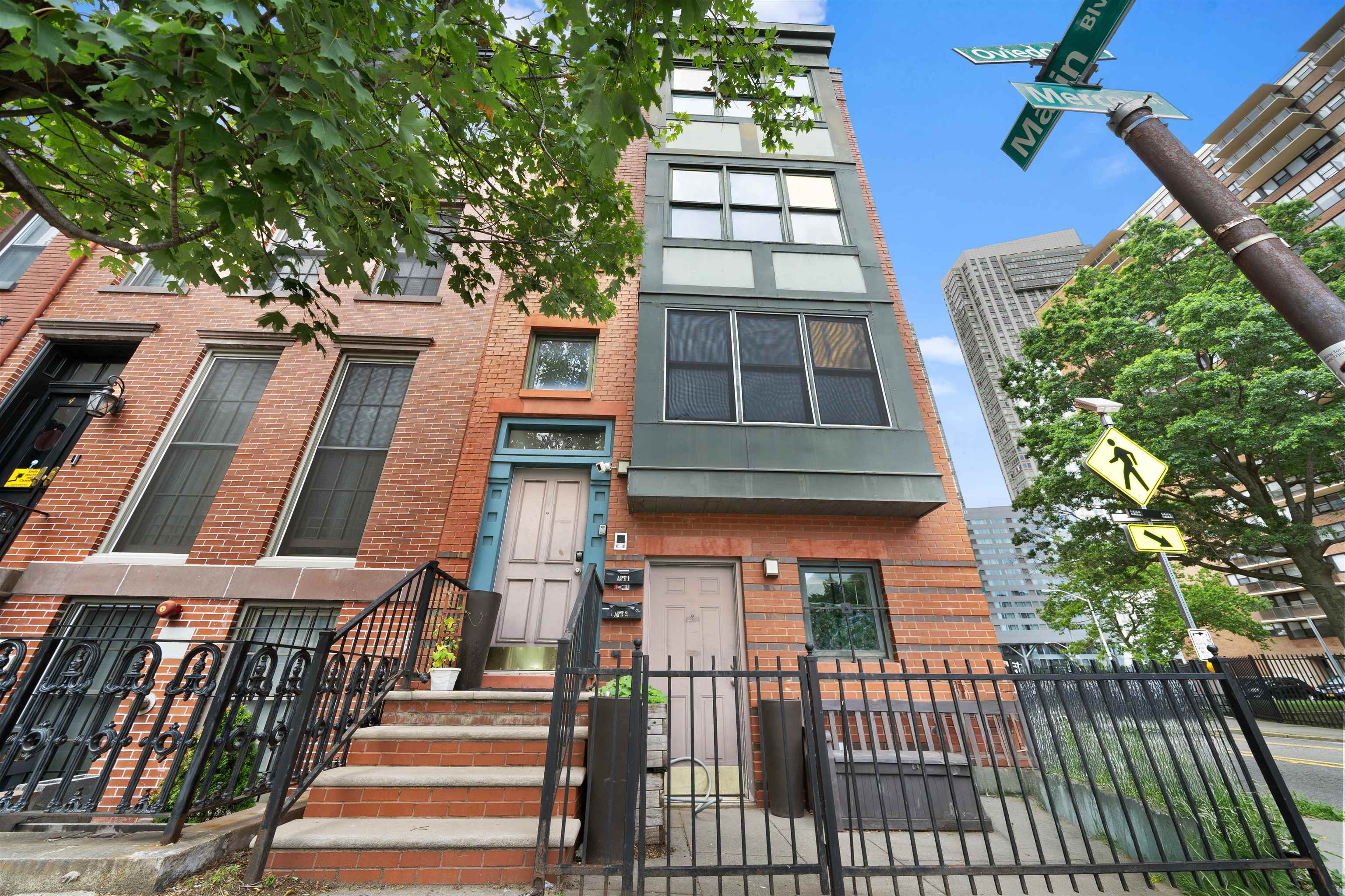# 250014088 - For Rent in JERSEY CITY - Downtown NJ