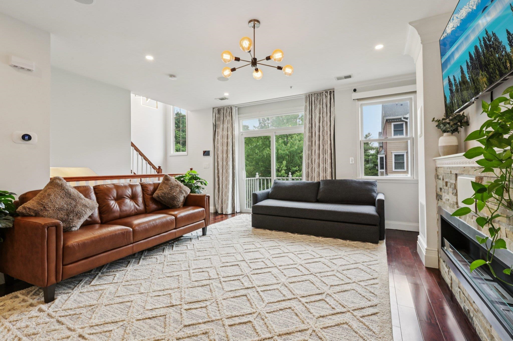 # 250014091 - For Rent in West New York NJ