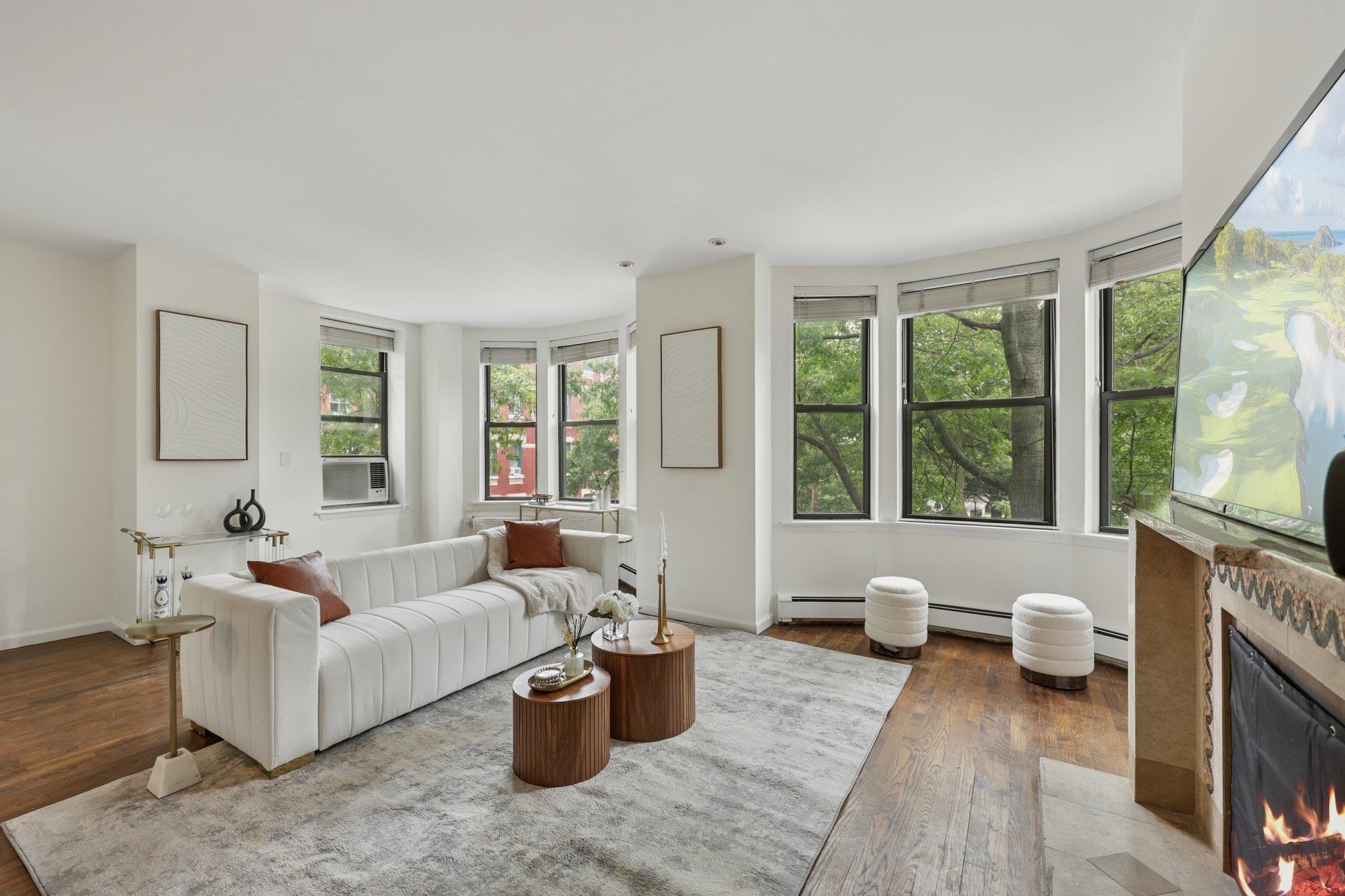 # 250014128 - For Rent in JERSEY CITY - Downtown NJ