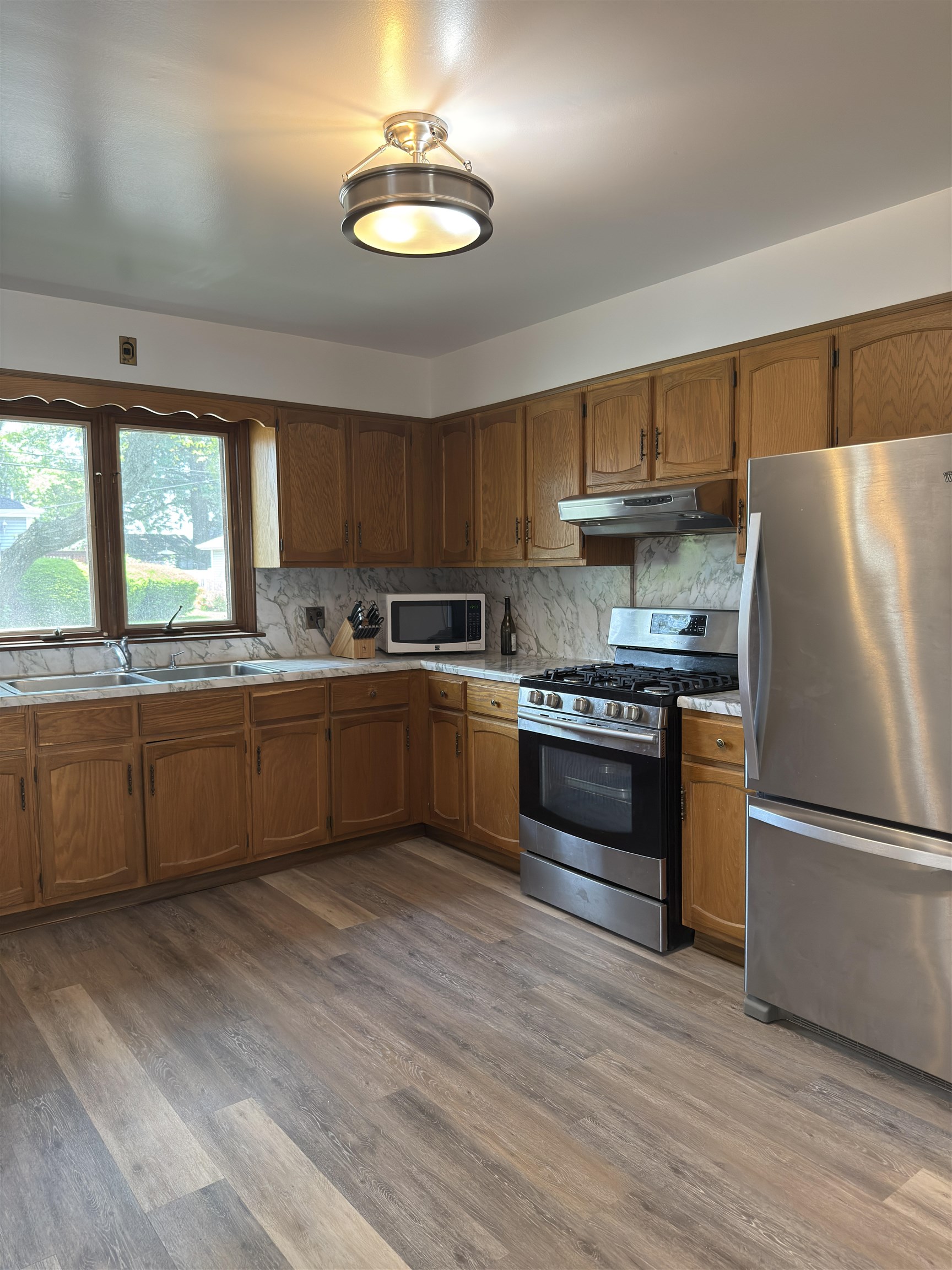# 250014141 - For Rent in Hasbrouck Heights NJ