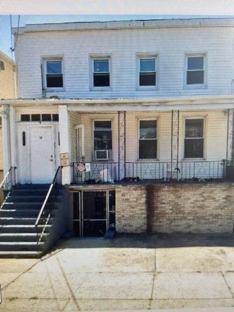 # 250014143 - For Rent in JERSEY CITY - Heights NJ