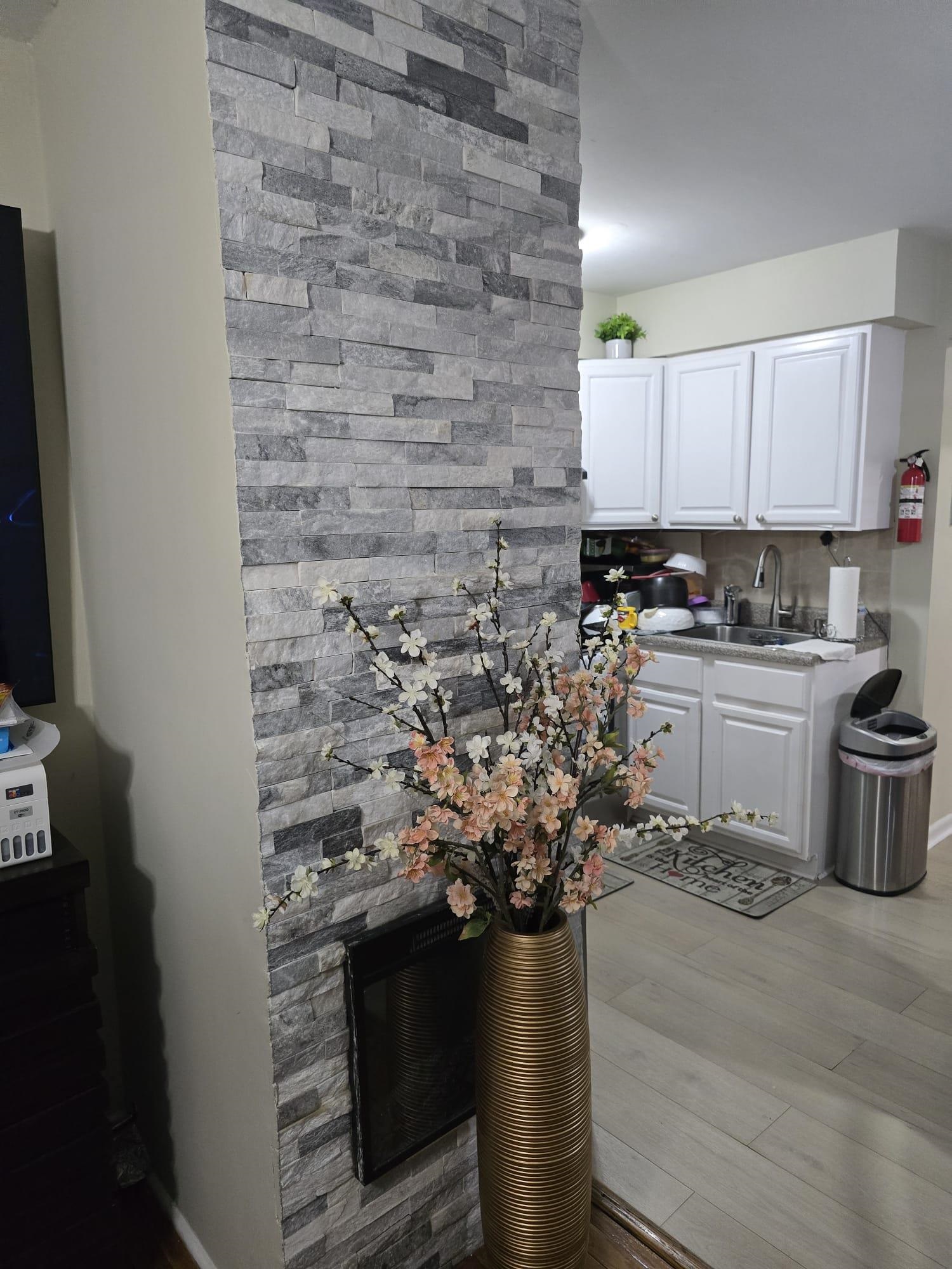 # 250014220 - For Rent in Guttenberg NJ