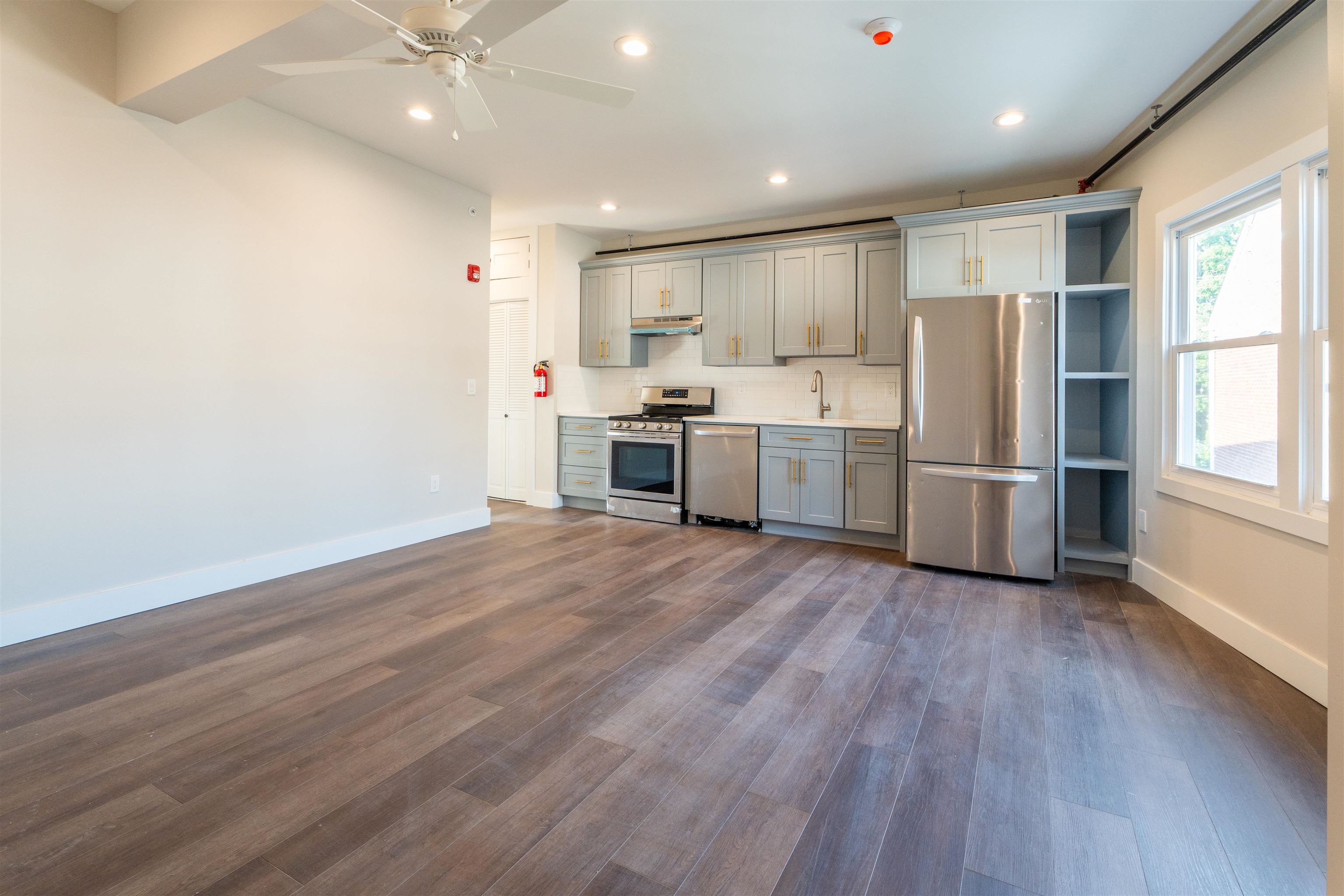 # 250014236 - For Rent in Maywood NJ