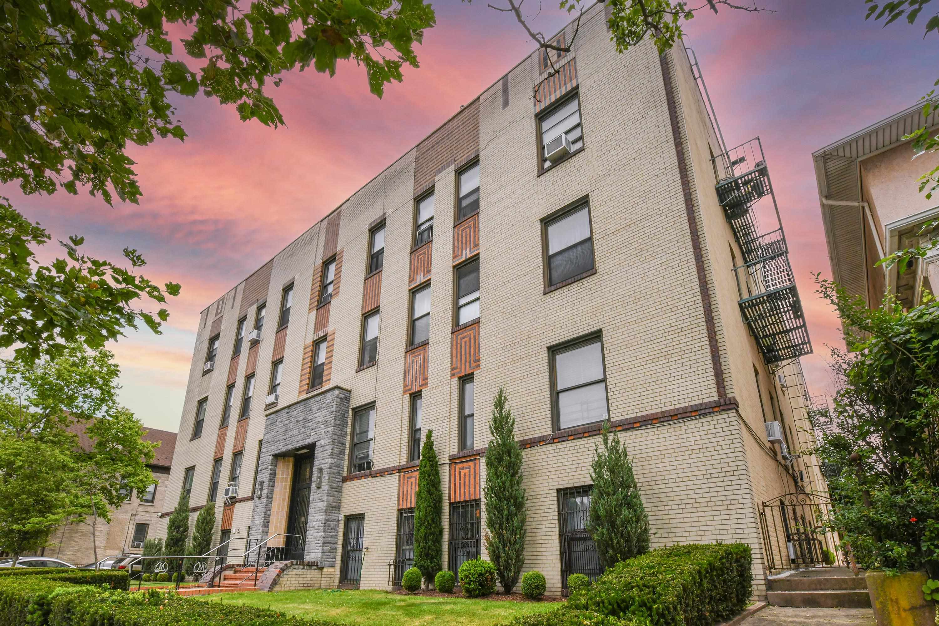 # 250014257 - For Rent in Union City NJ