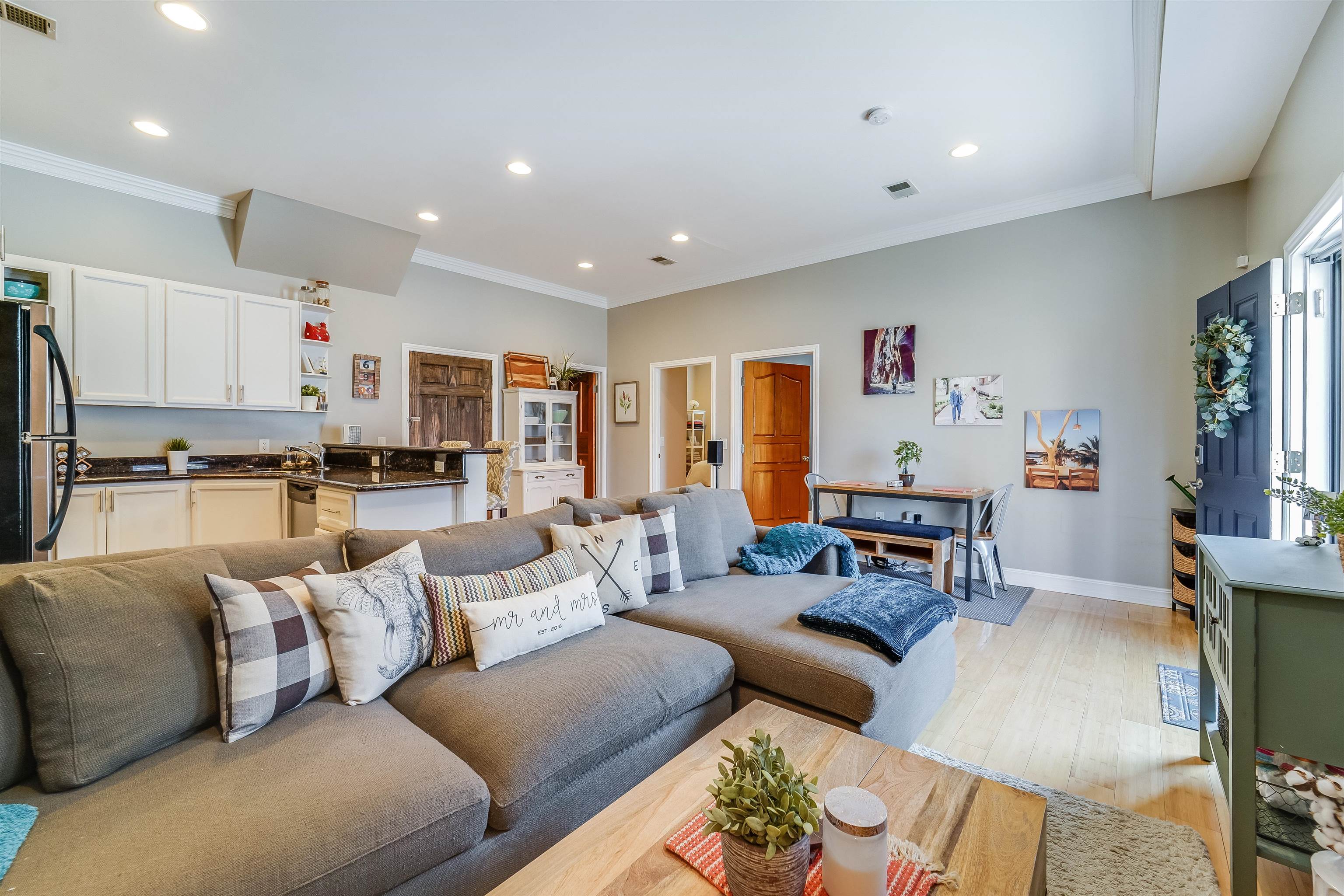 # 250014268 - For Rent in JERSEY CITY - Heights NJ