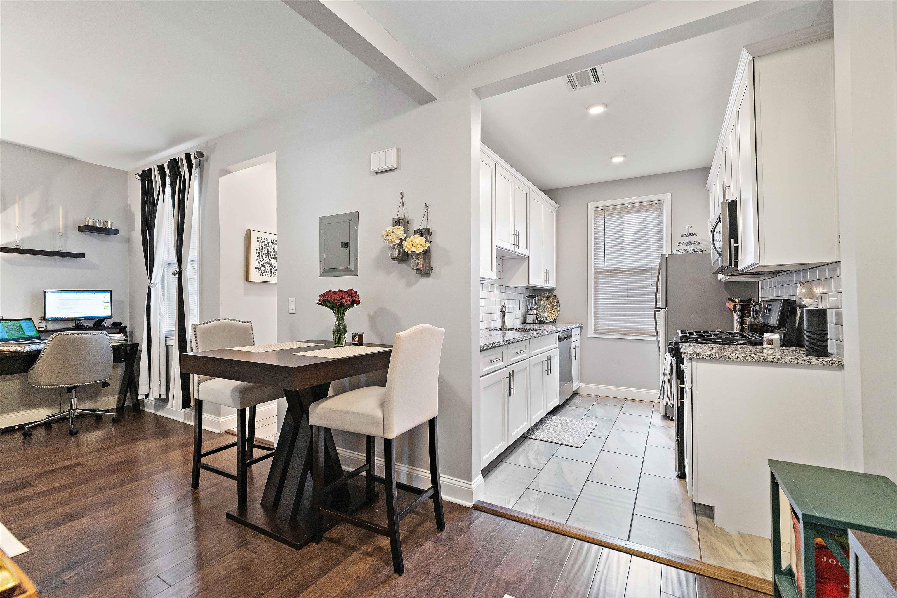 # 250014276 - For Rent in JERSEY CITY - Heights NJ