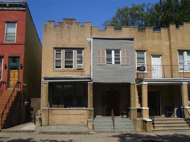 # 250014282 - For Rent in JERSEY CITY - Bergen-Lafayett NJ