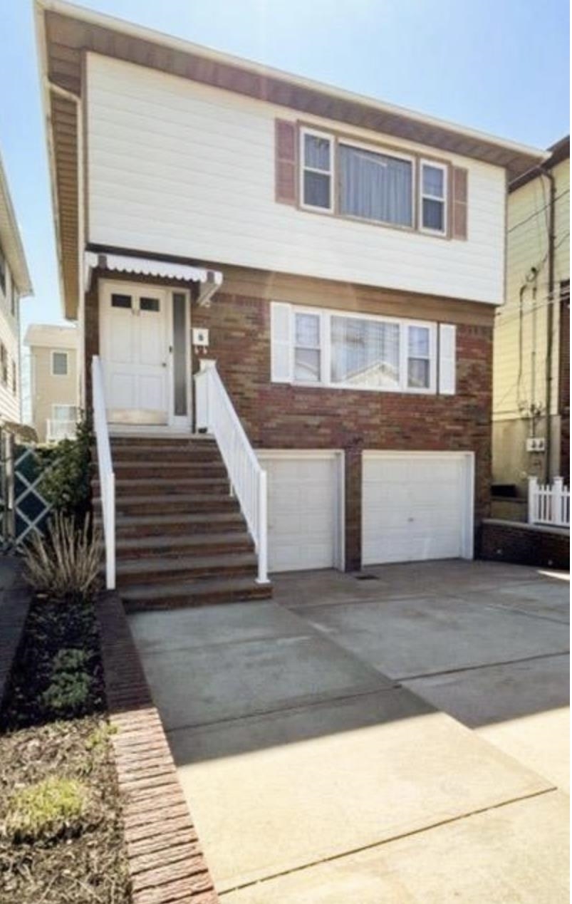 # 250014304 - For Rent in Bayonne NJ