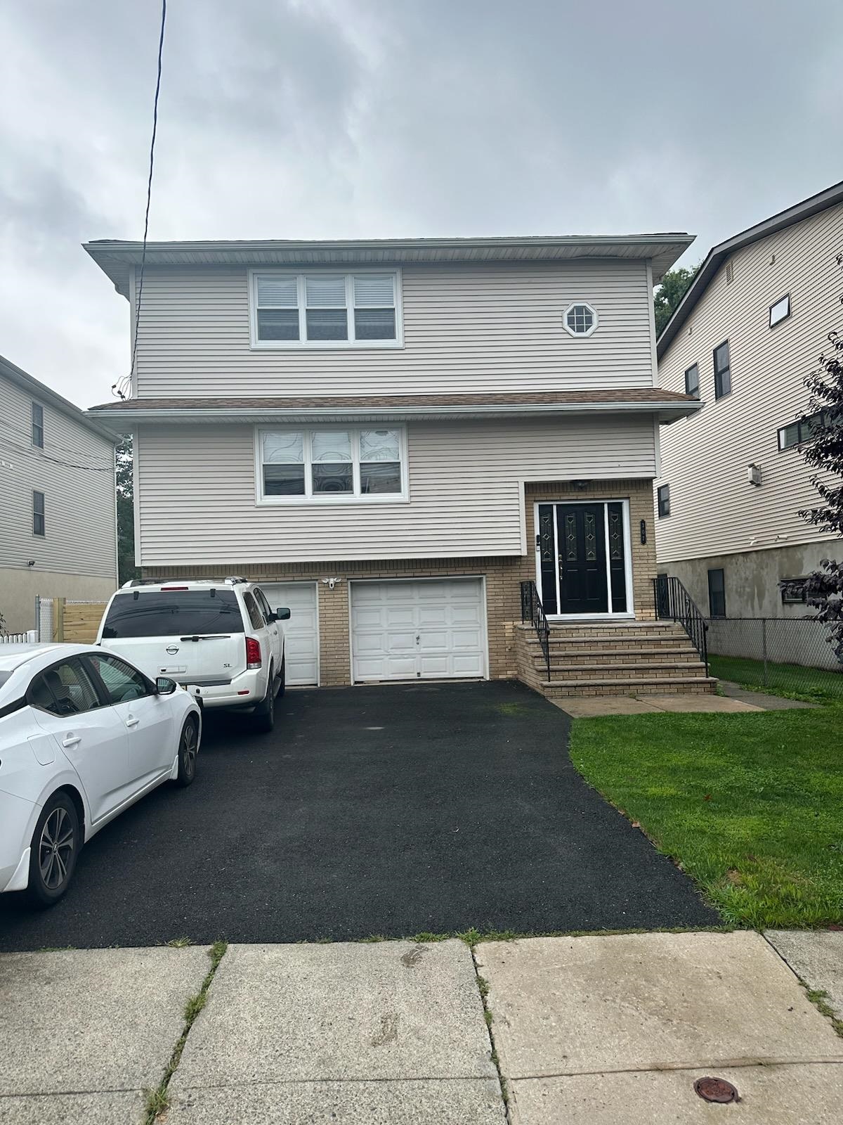 # 250014368 - For Rent in Secaucus NJ