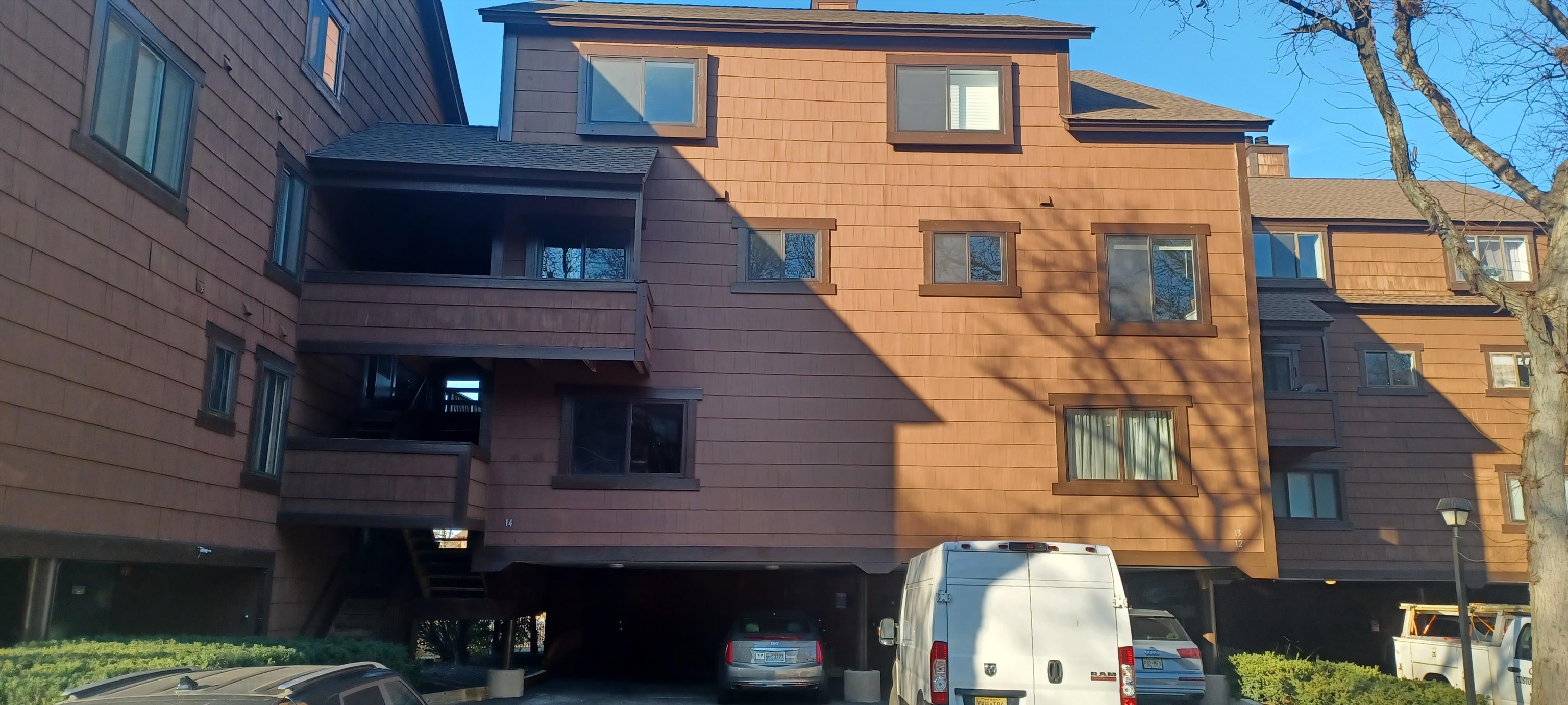# 250014374 - For Rent in Secaucus NJ