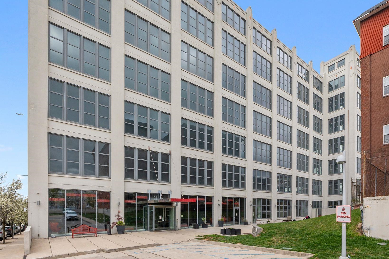 # 250014383 - For Rent in JERSEY CITY - Journal Square NJ