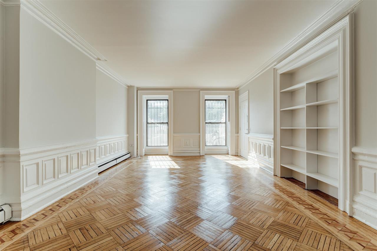 # 250014392 - For Rent in JERSEY CITY - Downtown NJ