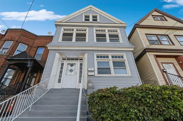 # 250014432 - For Rent in JERSEY CITY - Greenville NJ