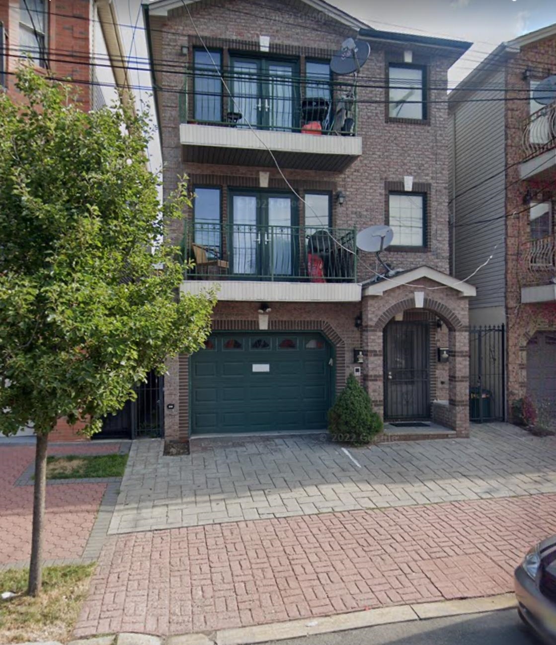 # 250014440 - For Rent in JERSEY CITY - Journal Square NJ