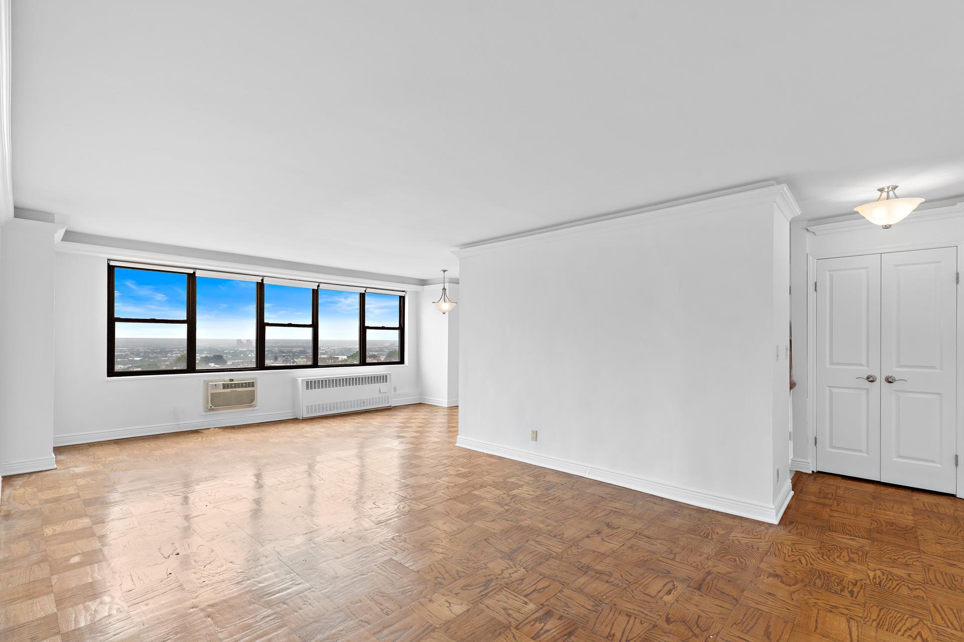# 250014450 - For Rent in Union City NJ