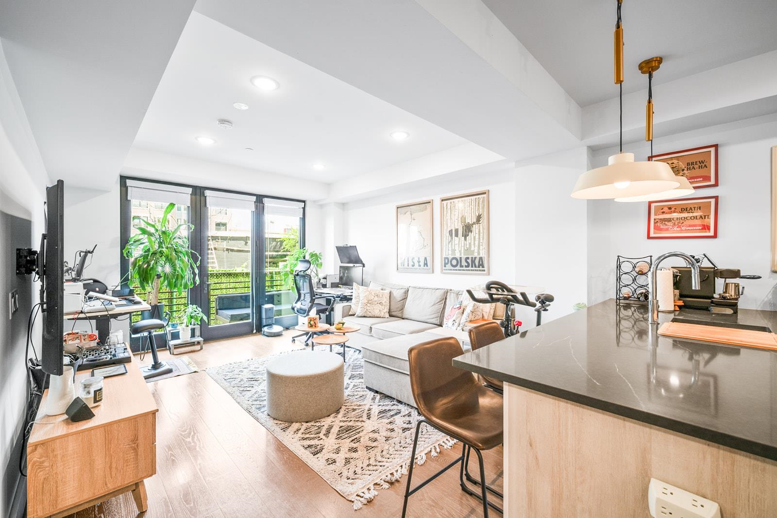 # 250014456 - For Rent in JERSEY CITY - Downtown NJ