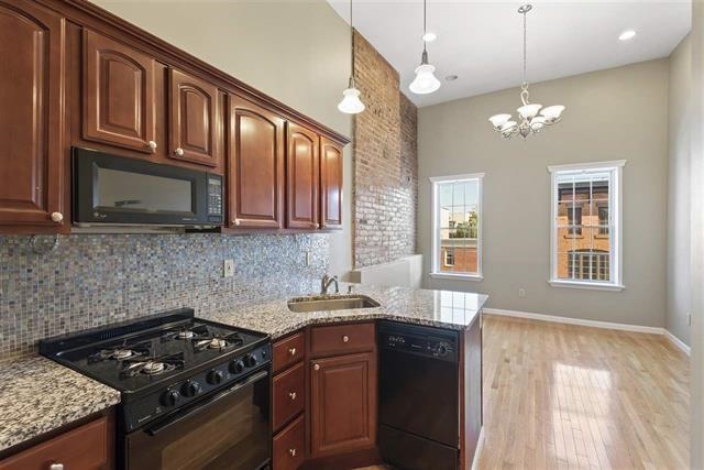 # 250014489 - For Rent in Hoboken NJ