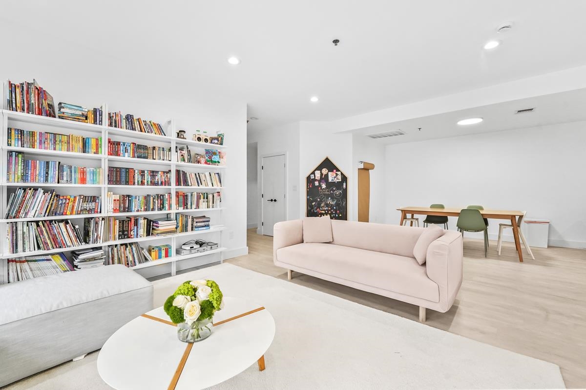 # 250014530 - For Rent in Hoboken NJ