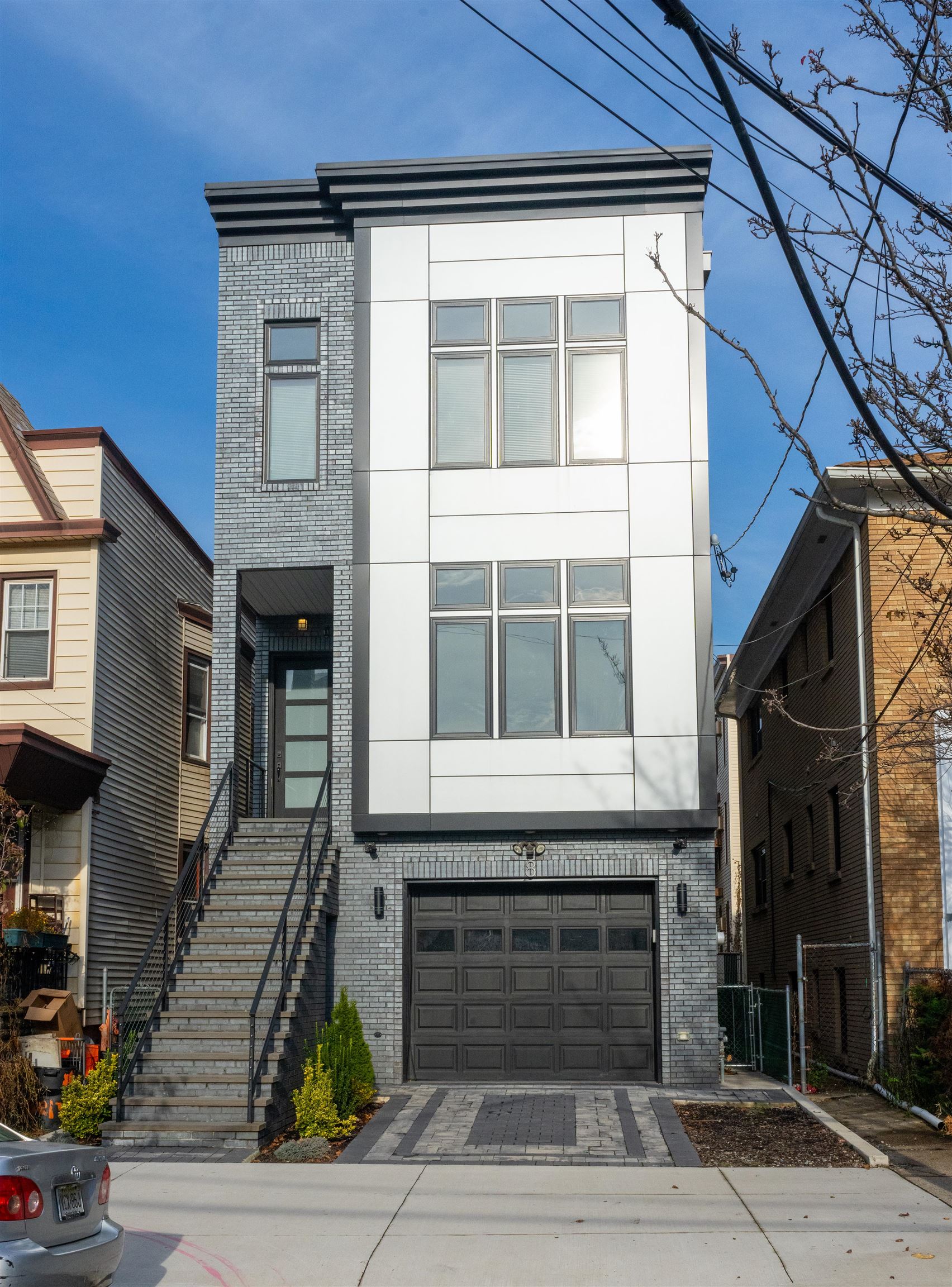 # 250014542 - For Rent in JERSEY CITY - Heights NJ