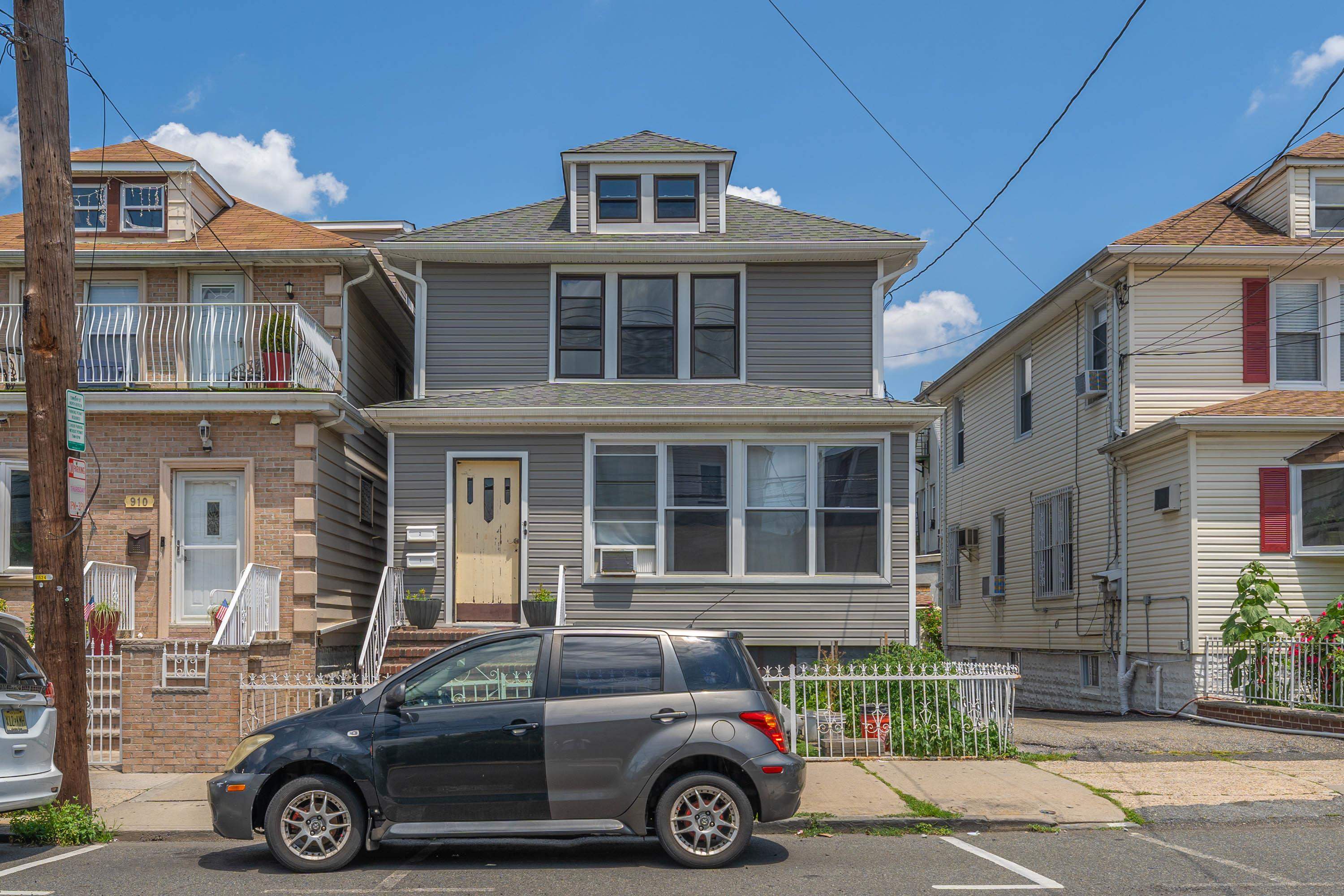 # 250014556 - For Rent in North Bergen NJ