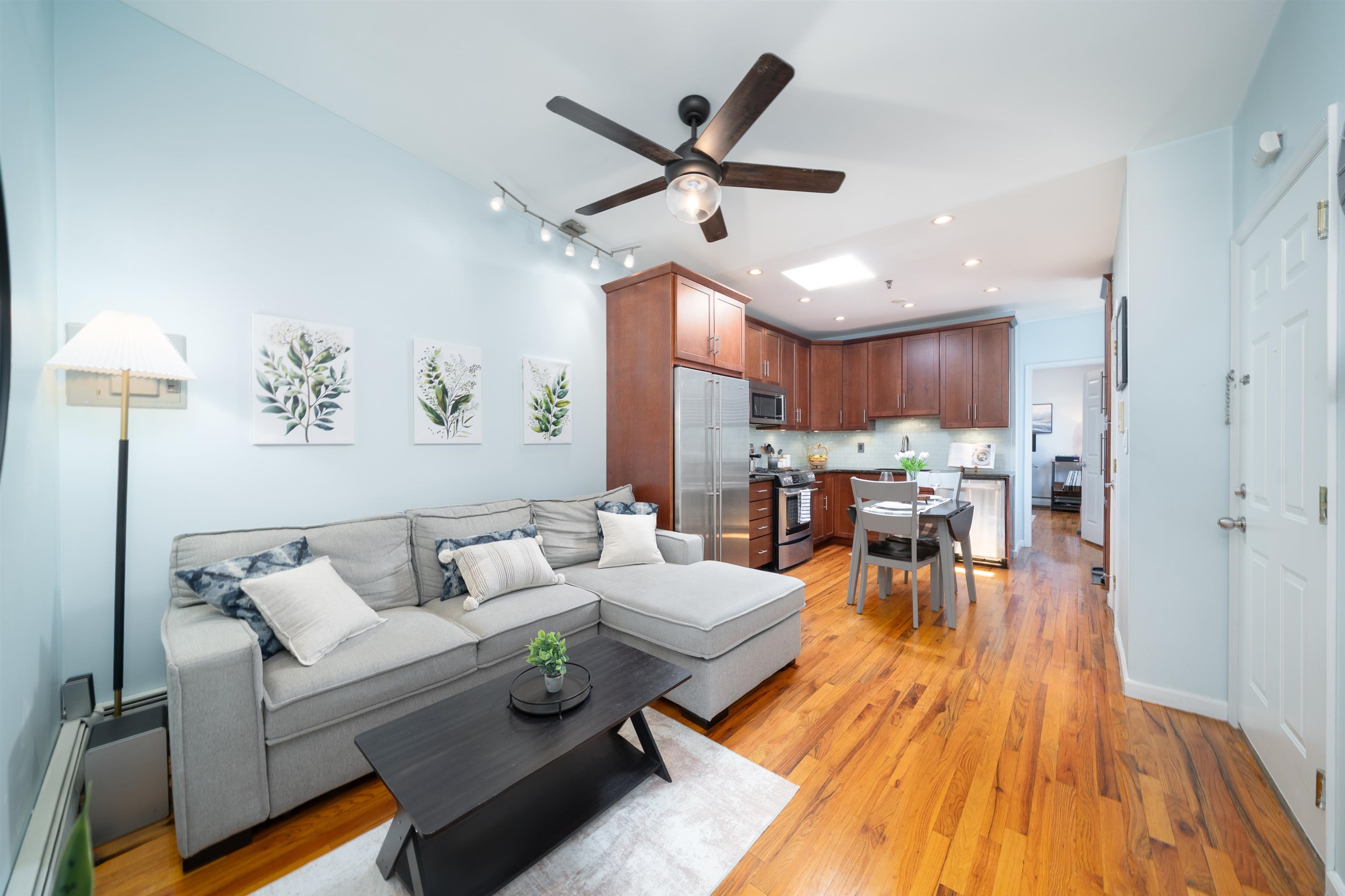 # 250014566 - For Rent in JERSEY CITY - Downtown NJ