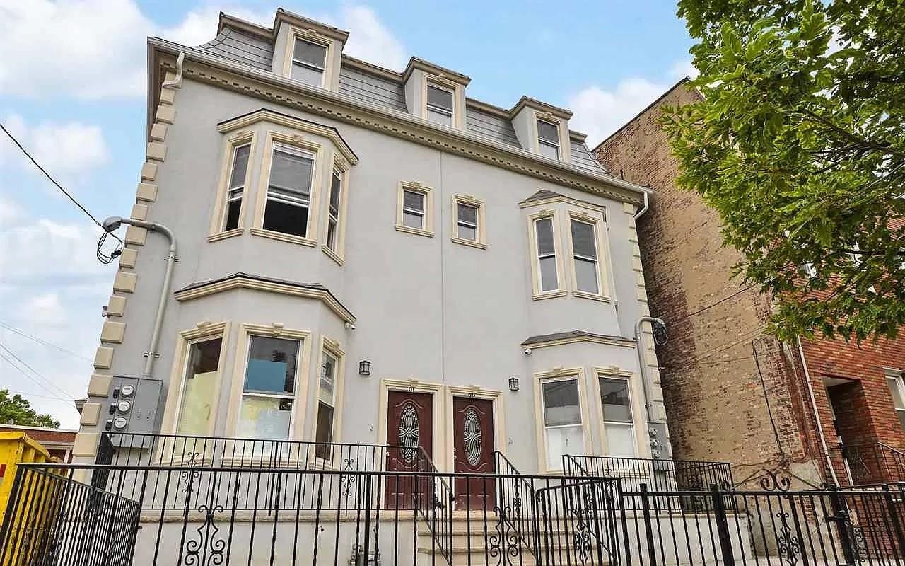 # 250014569 - For Rent in JERSEY CITY - Heights NJ