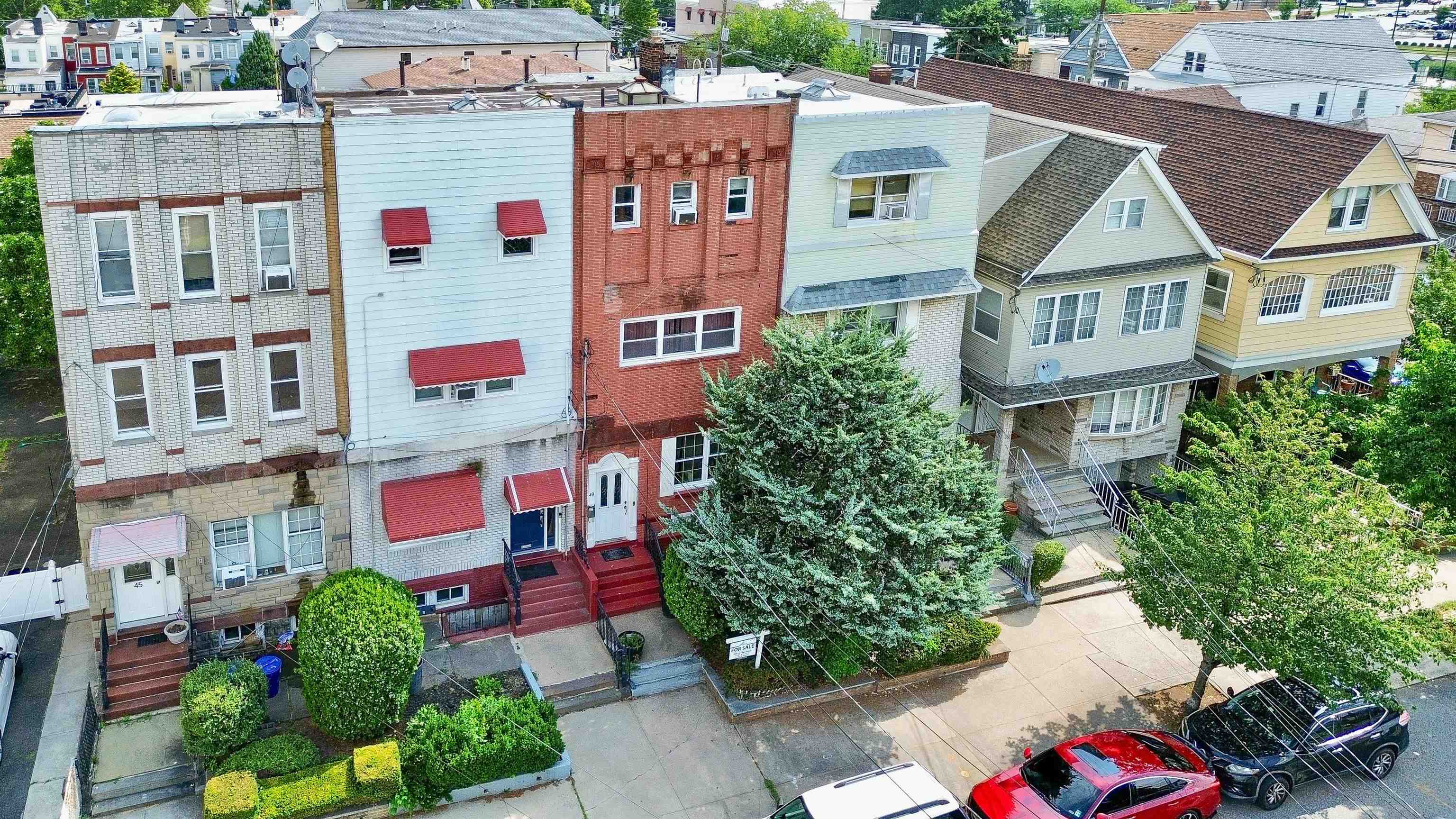 # 250014587 - For Rent in Bayonne NJ