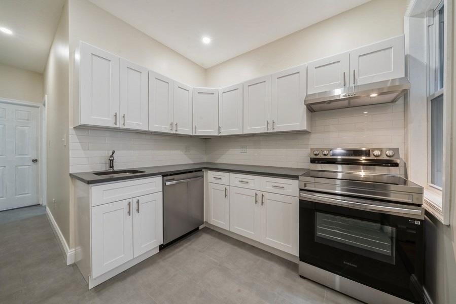 # 250014588 - For Rent in JERSEY CITY - Heights NJ