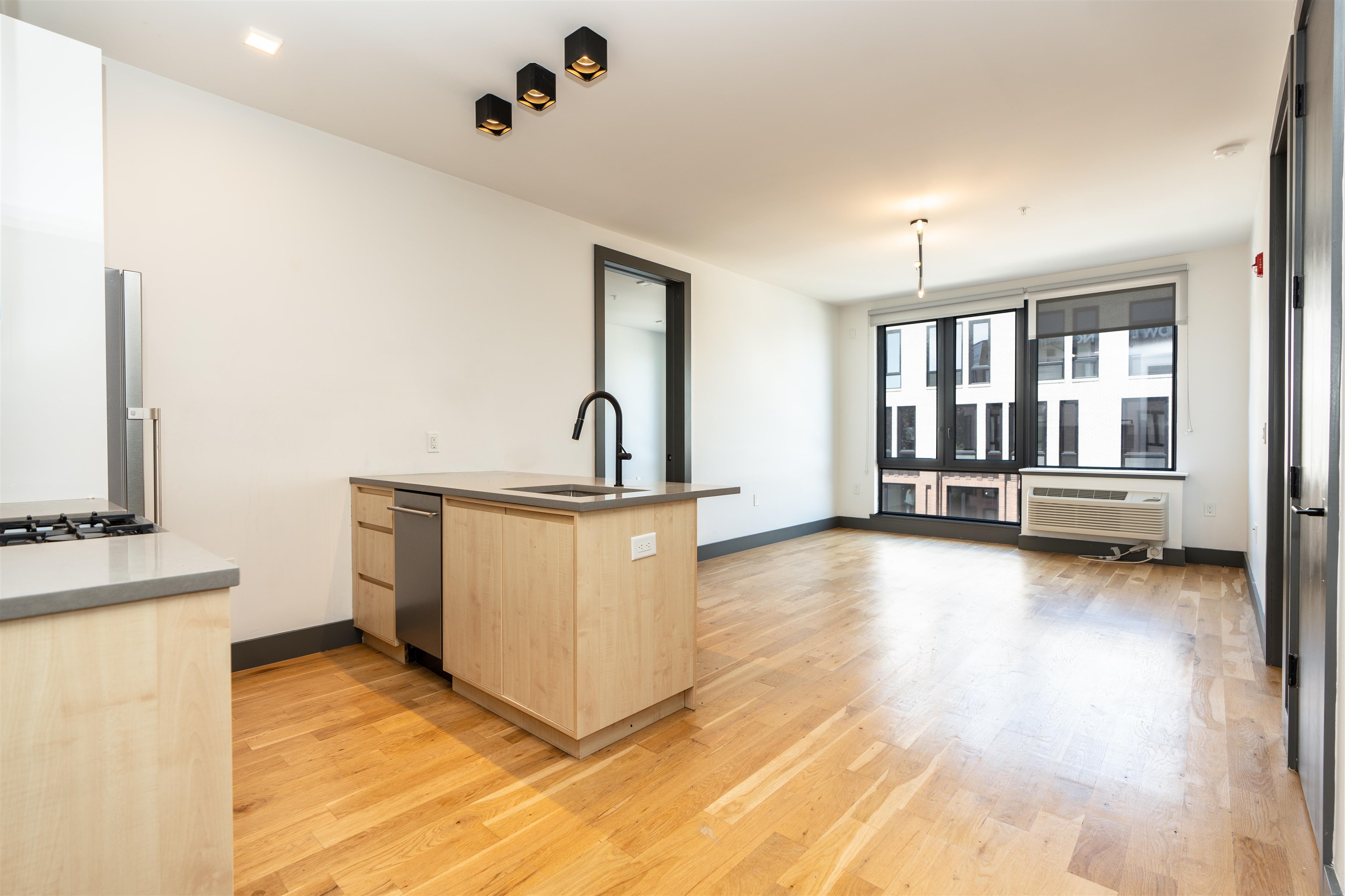 # 250014592 - For Rent in JERSEY CITY - Bergen-Lafayett NJ
