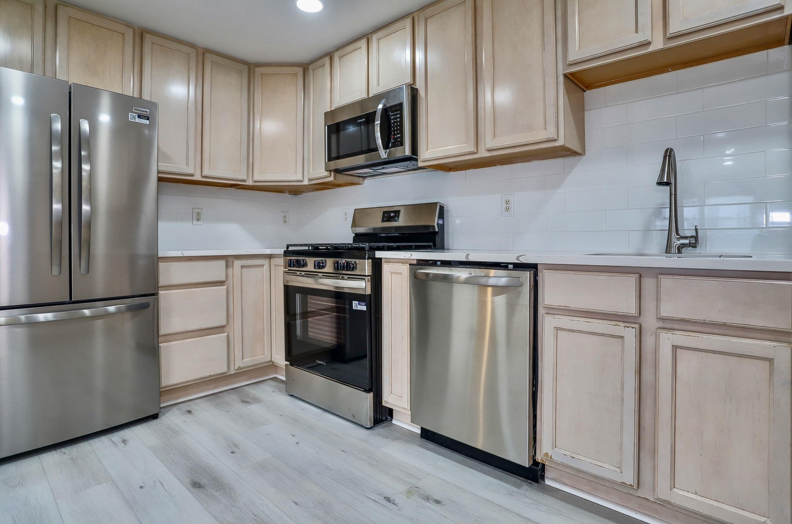 # 250014623 - For Rent in Hoboken NJ