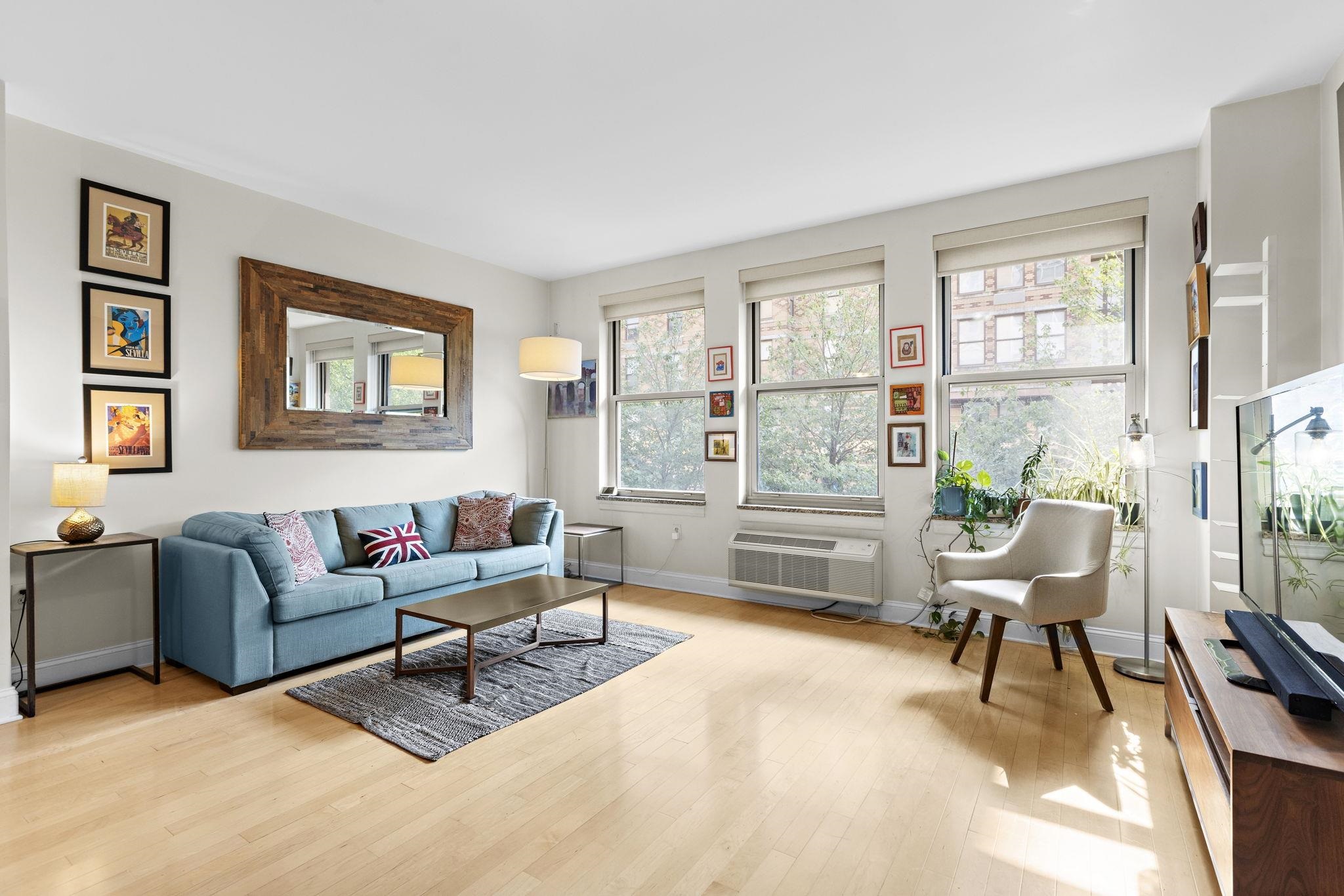 # 250014645 - For Rent in JERSEY CITY - Downtown NJ
