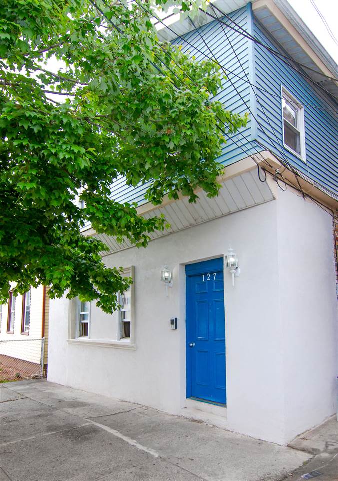 # 250014656 - For Rent in Bayonne NJ